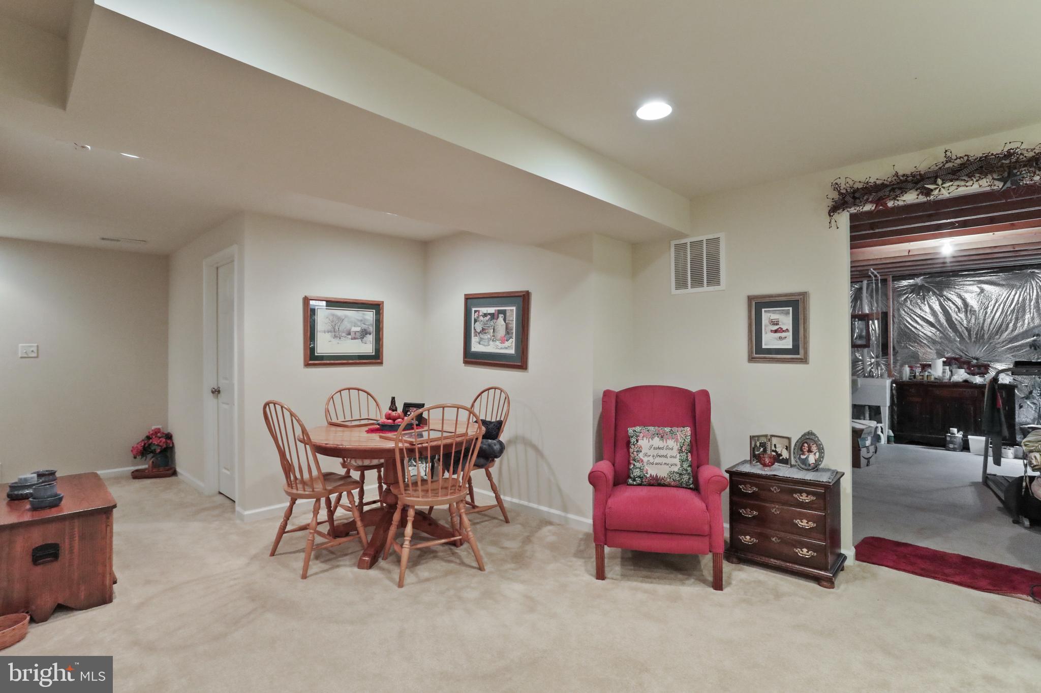 MADDEX FARM - Residential