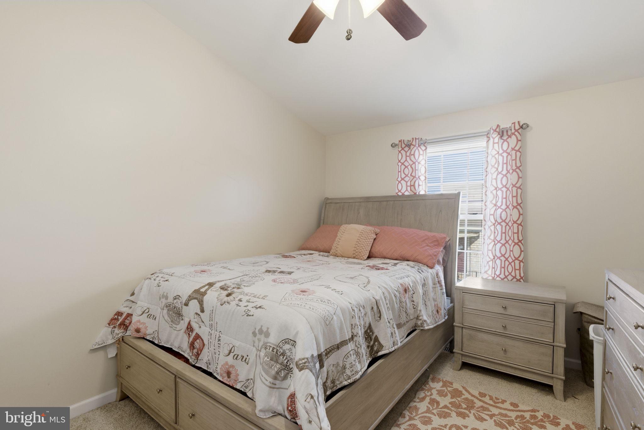 COURTLAND WOODS - Residential