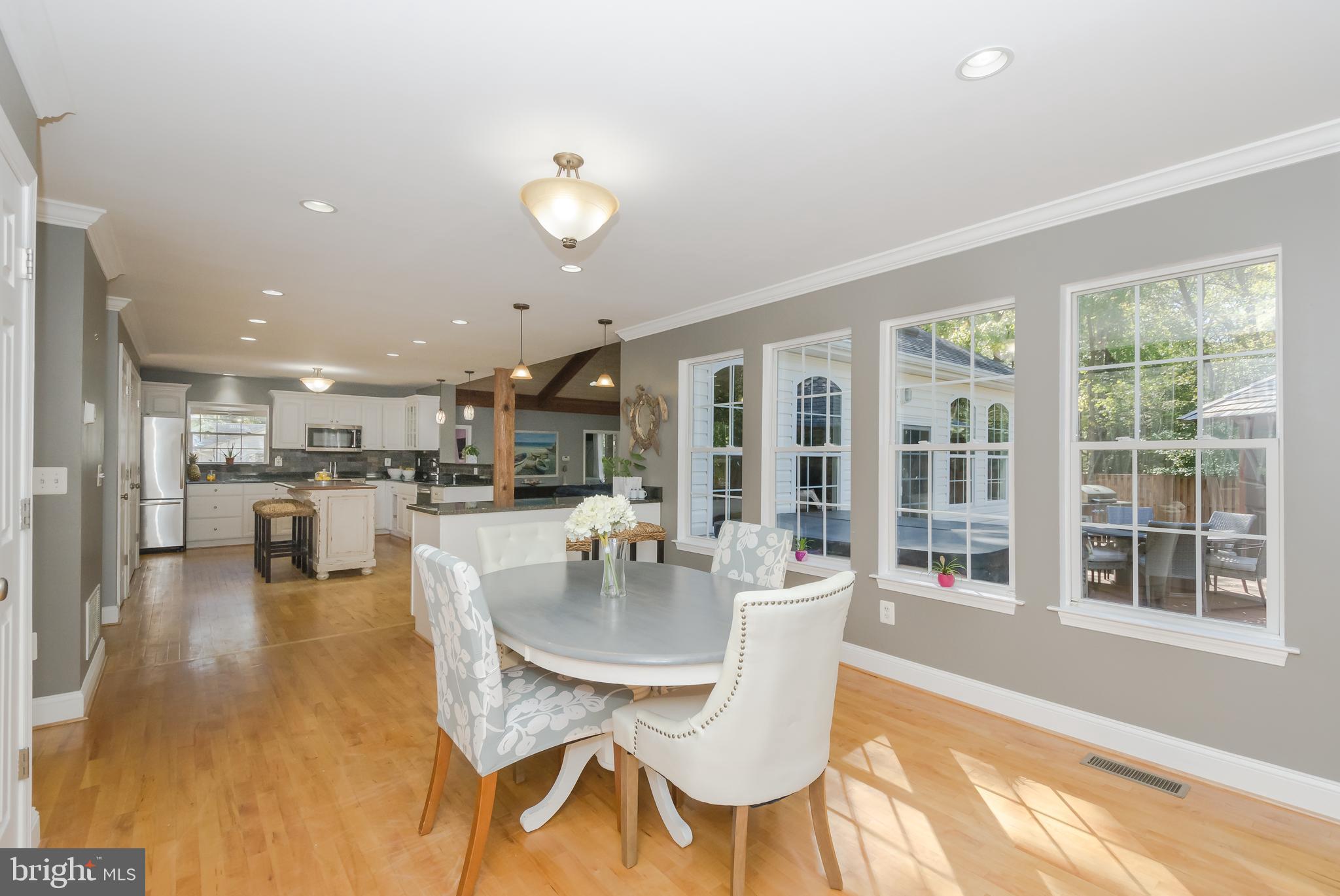 POWHATAN BEACH - Residential