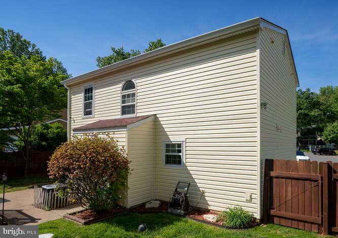 DALE CITY - Residential