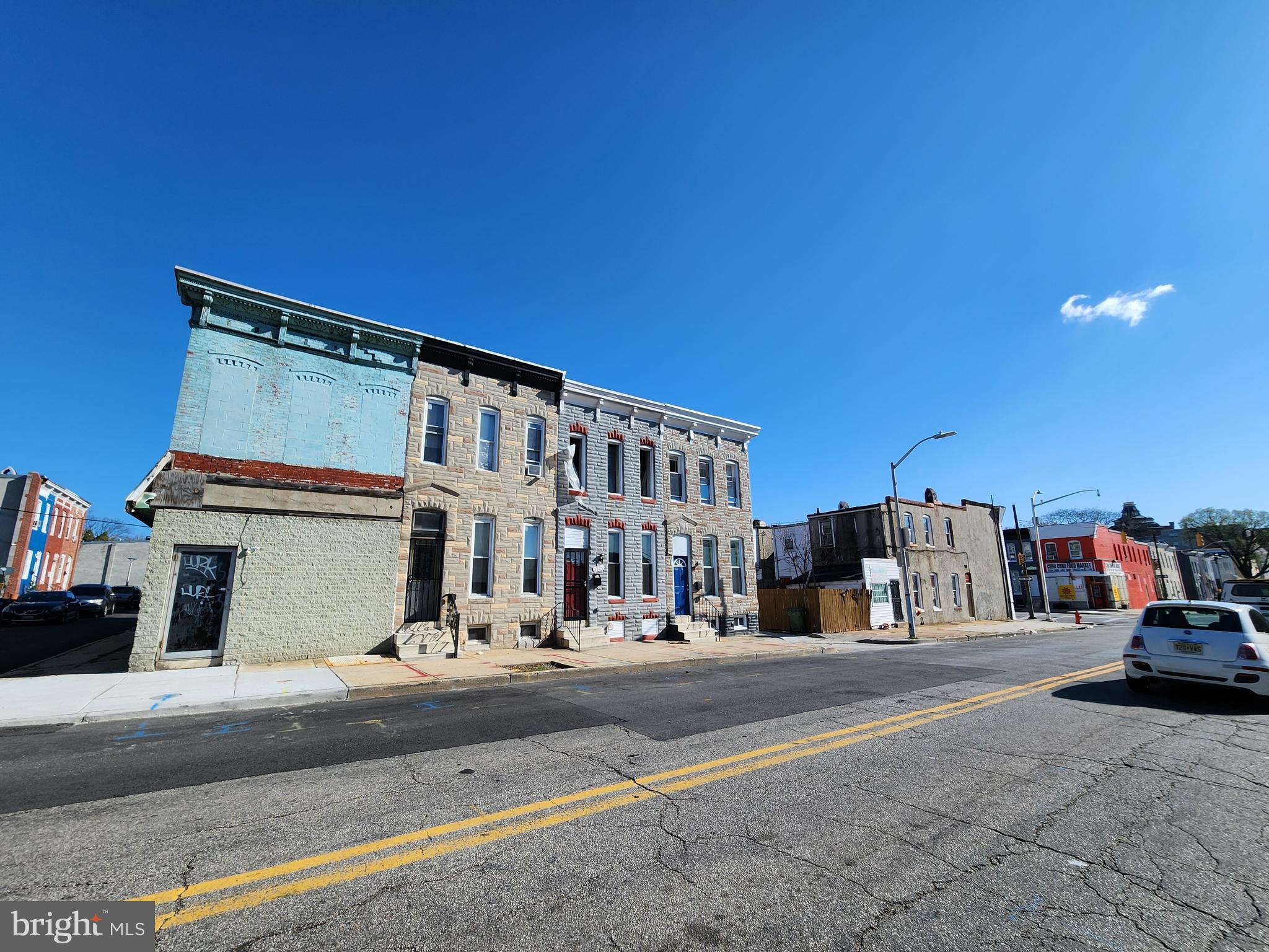BROADWAY EAST - Residential