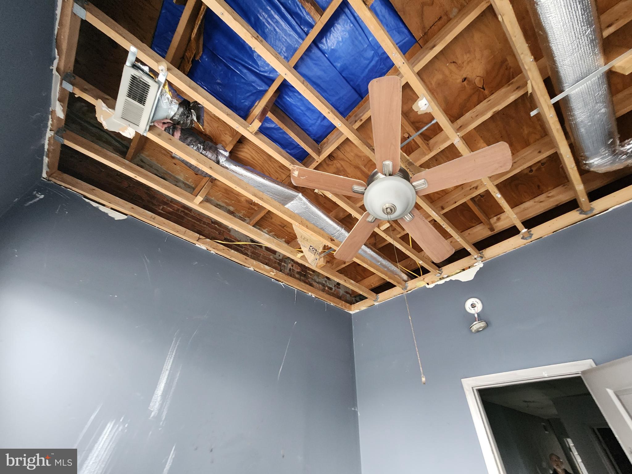 BROADWAY EAST - Residential