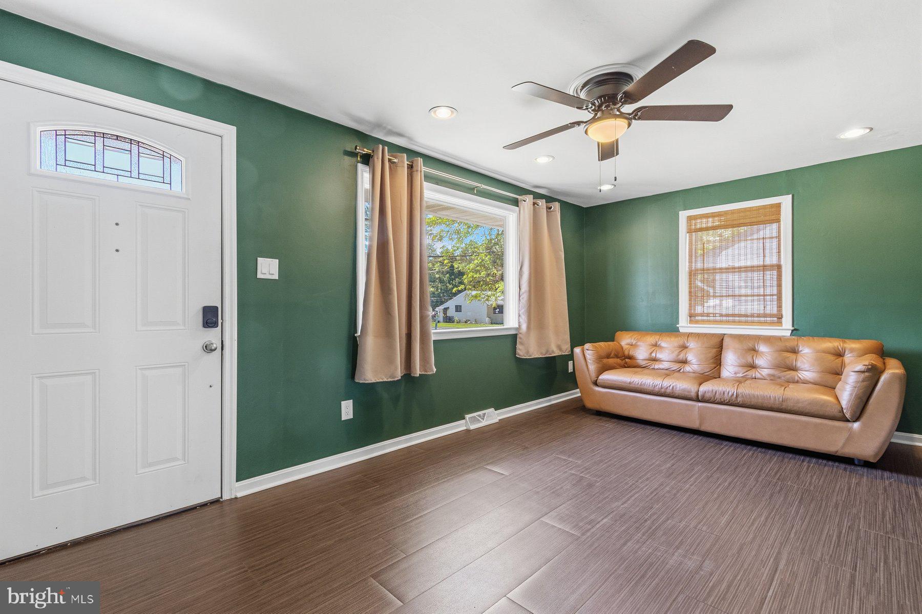 50 W PARK AVENUE