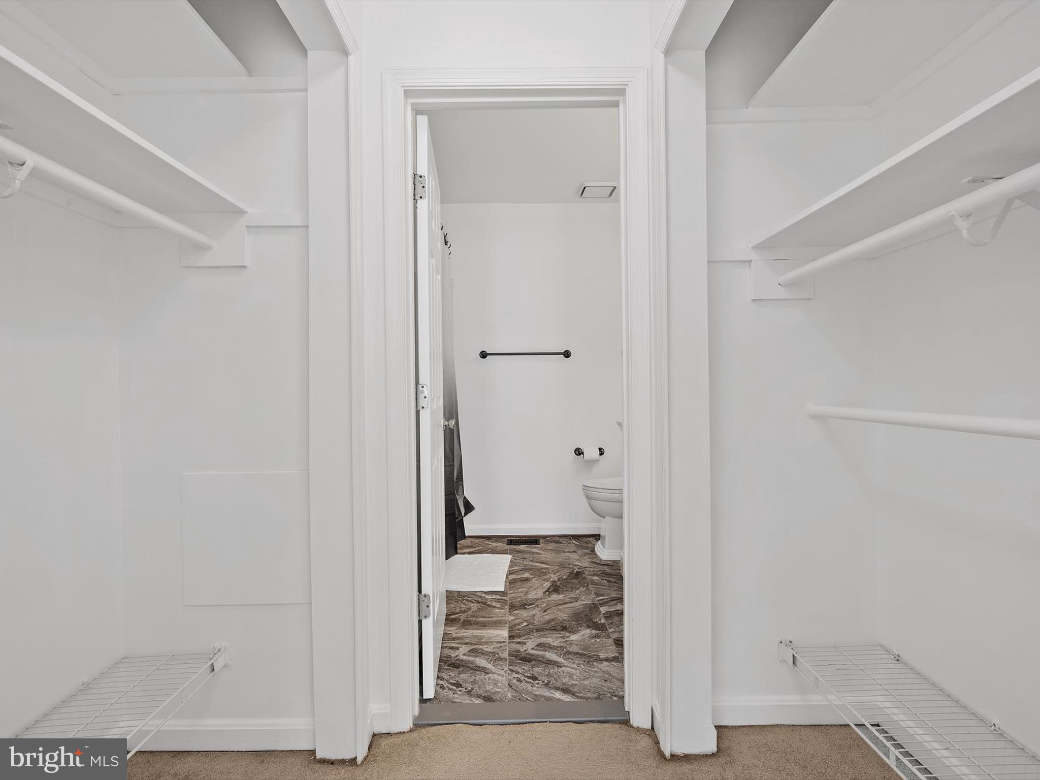 KINGS COUNCIL CONDO - Residential