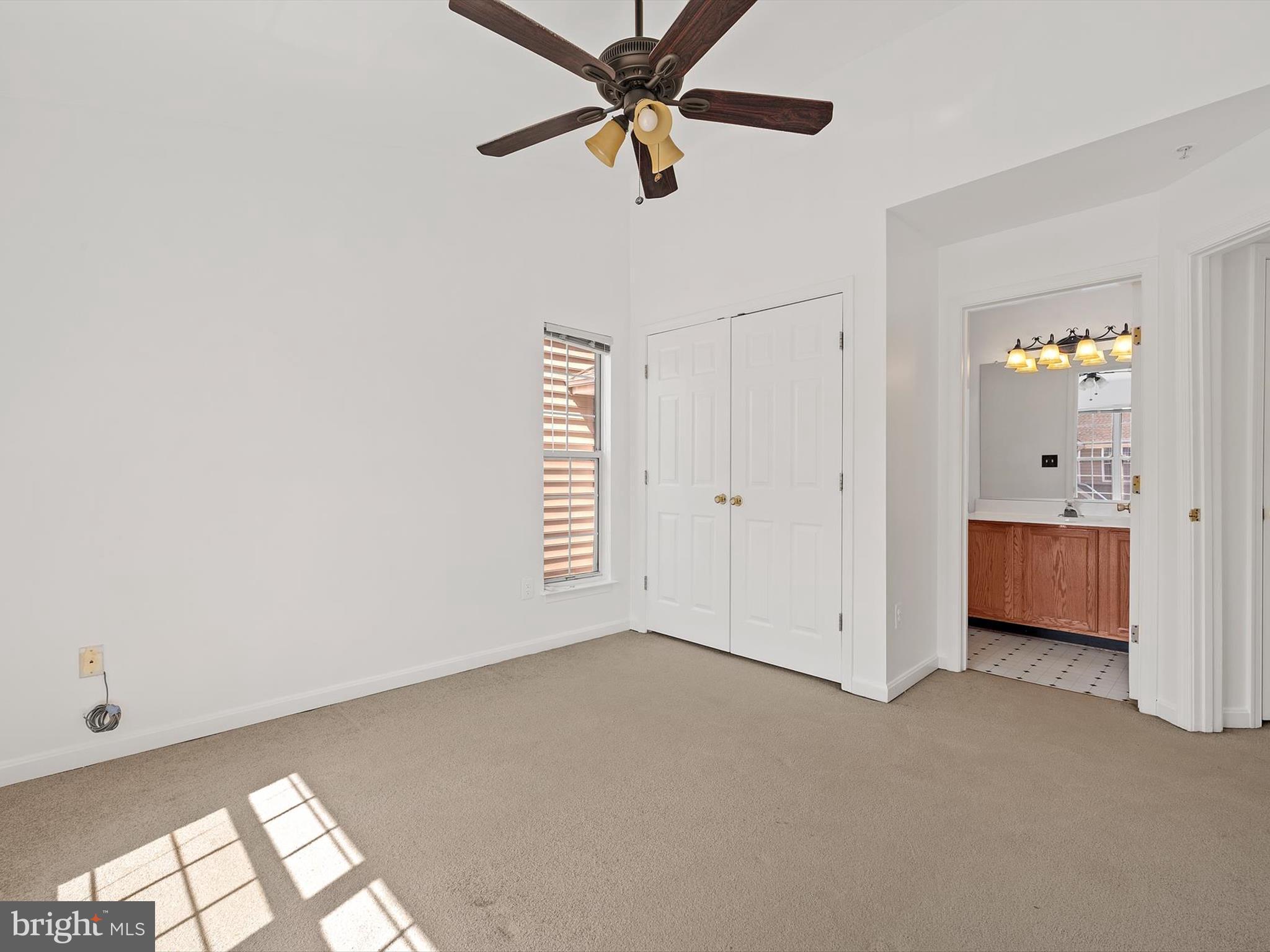 KINGS COUNCIL CONDO - Residential