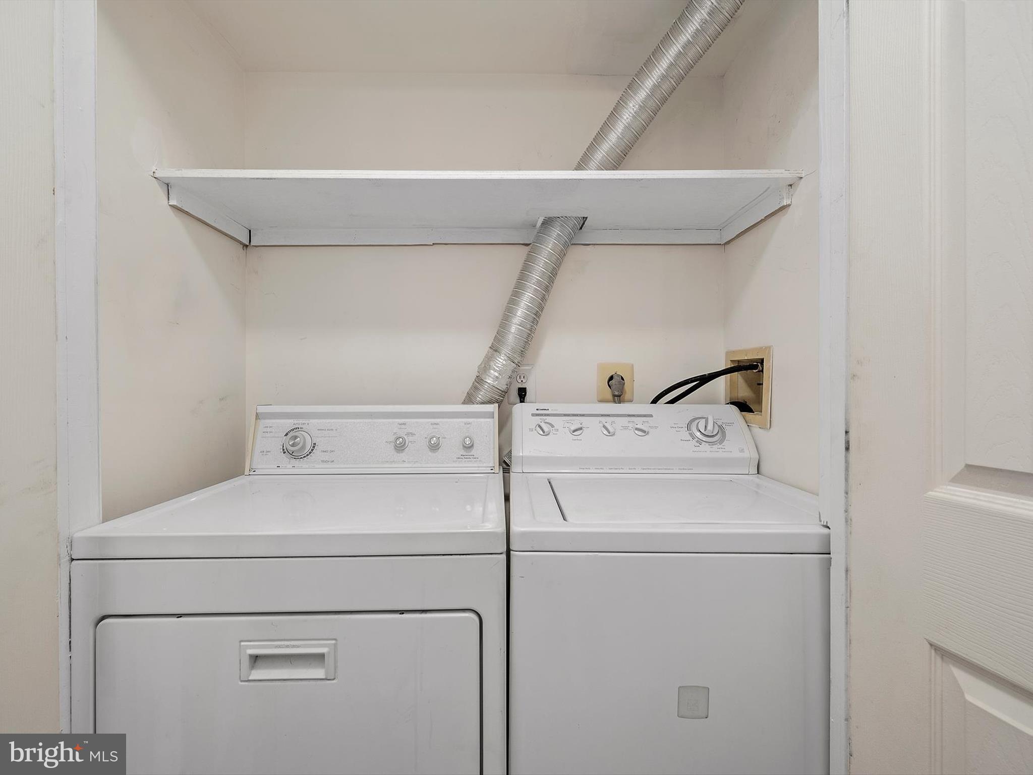 KINGS COUNCIL CONDO - Residential