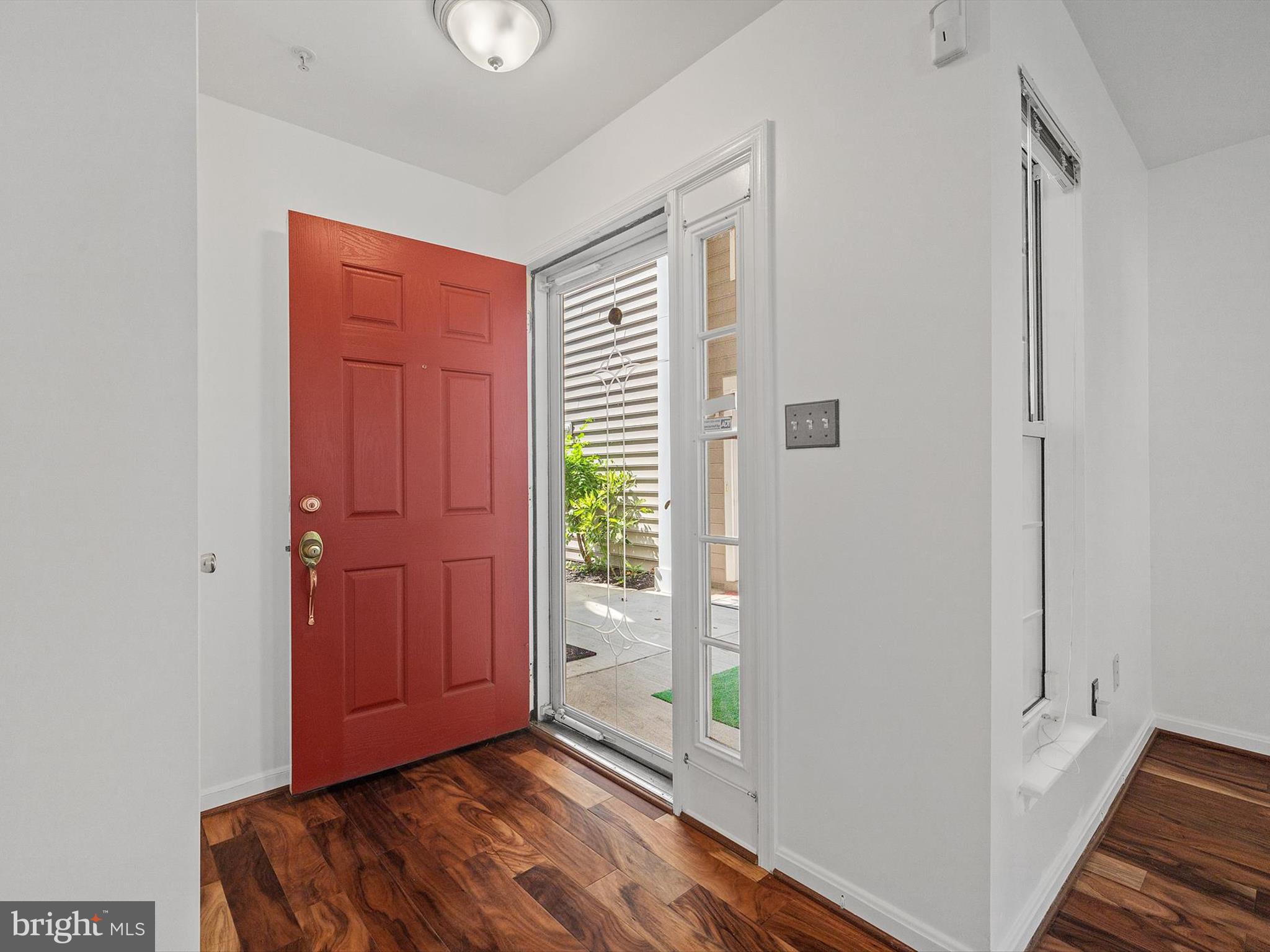 KINGS COUNCIL CONDO - Residential