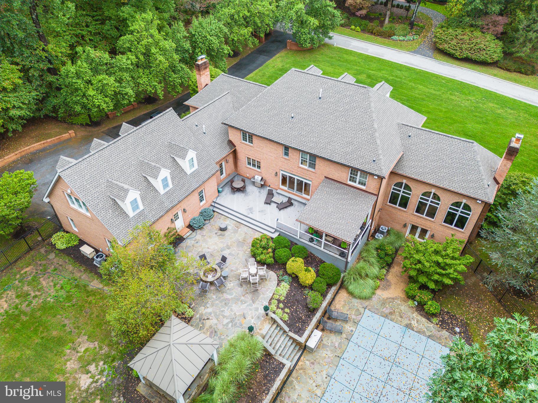 CLOVERLAND FARMS - Residential