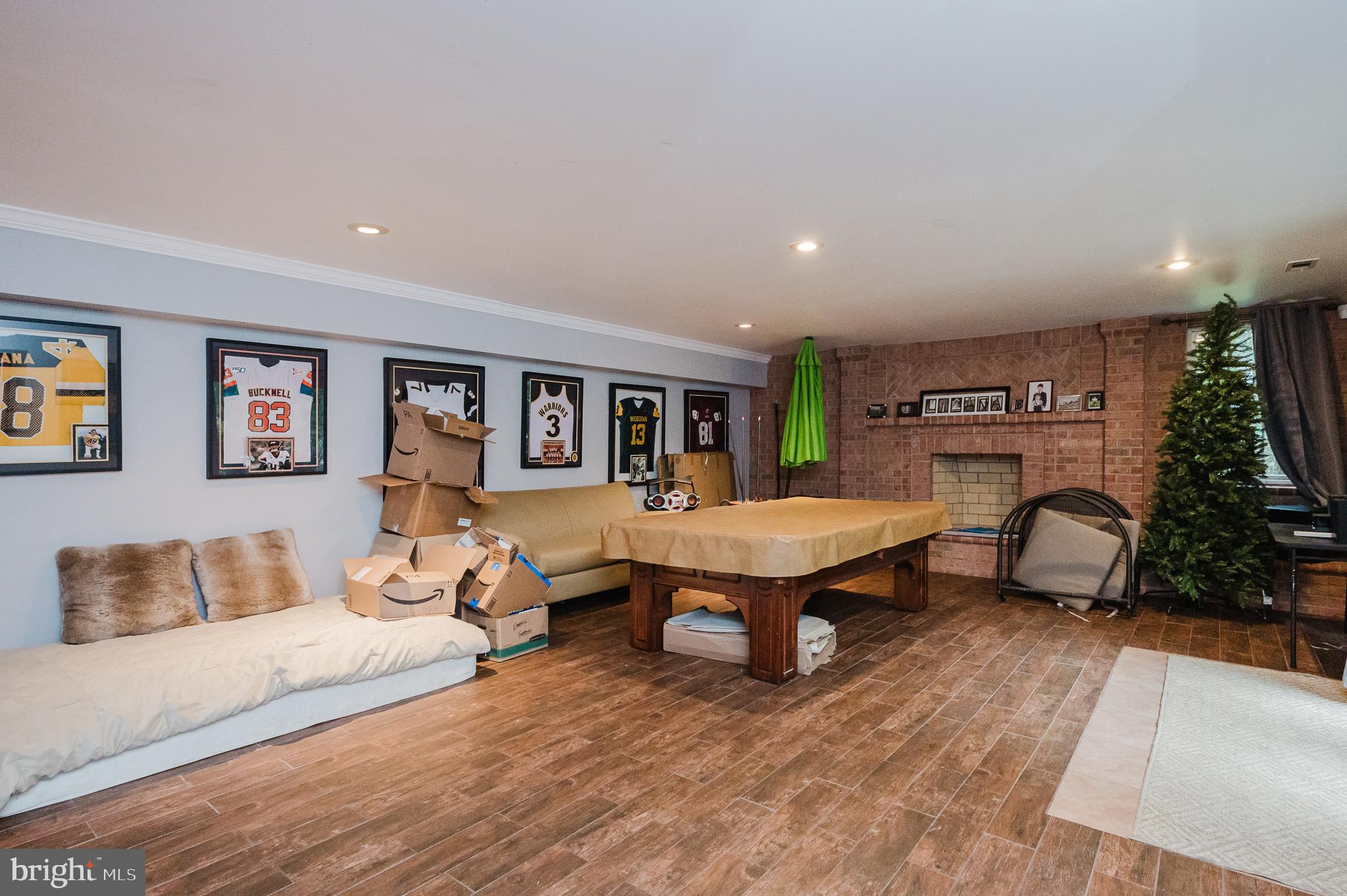 CLOVERLAND FARMS - Residential