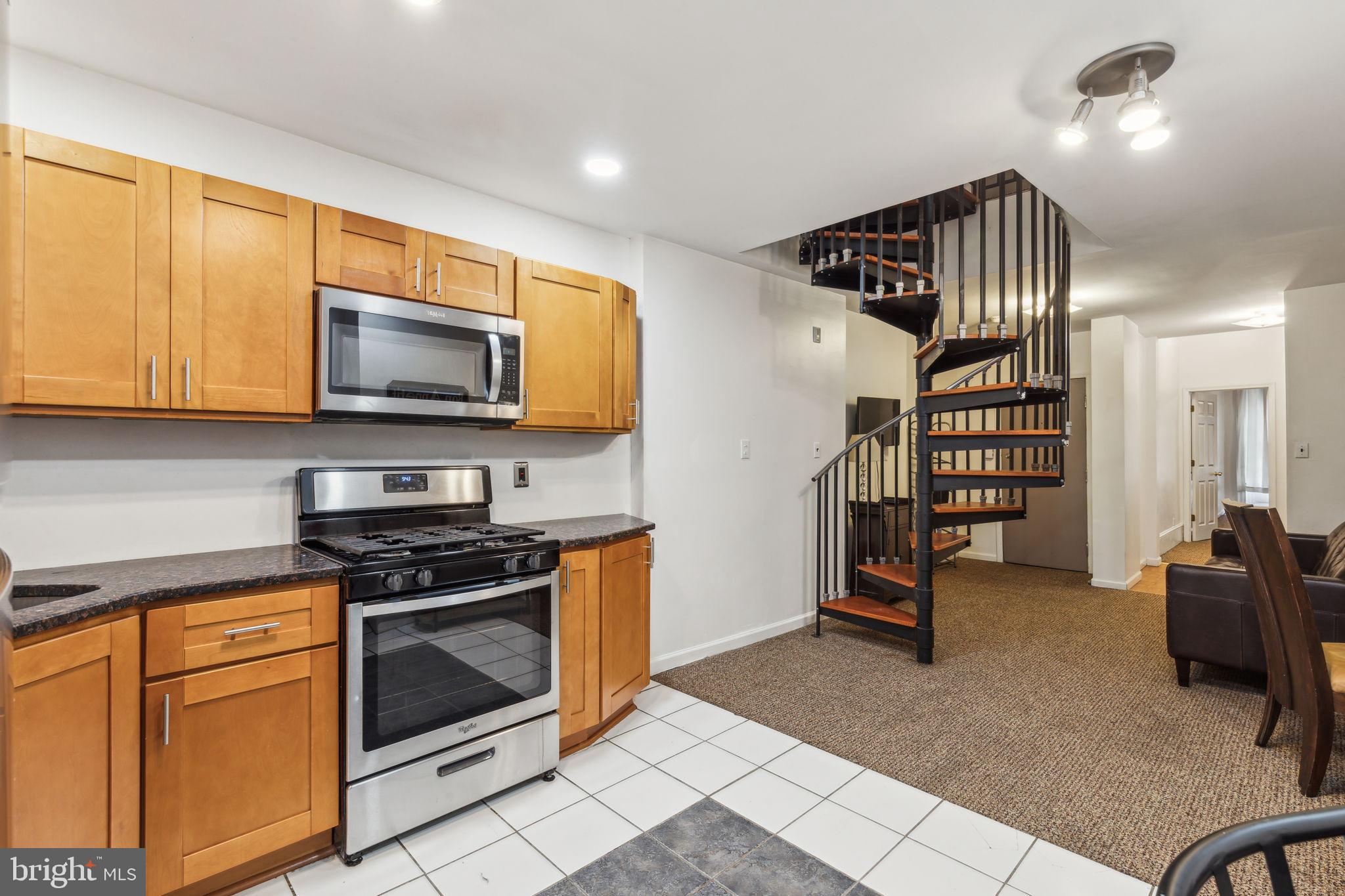 TEMPLE UNIVERSITY - Residential Lease