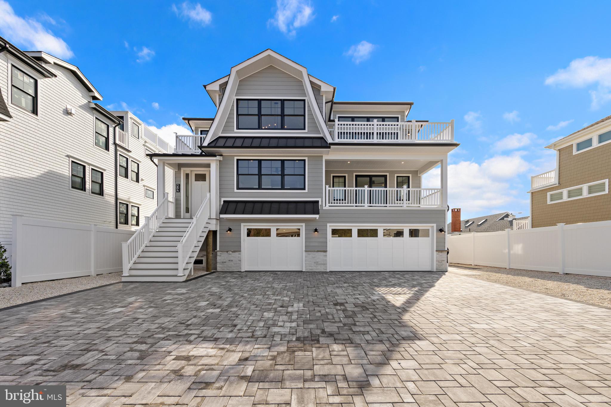 284 W 15TH STREET