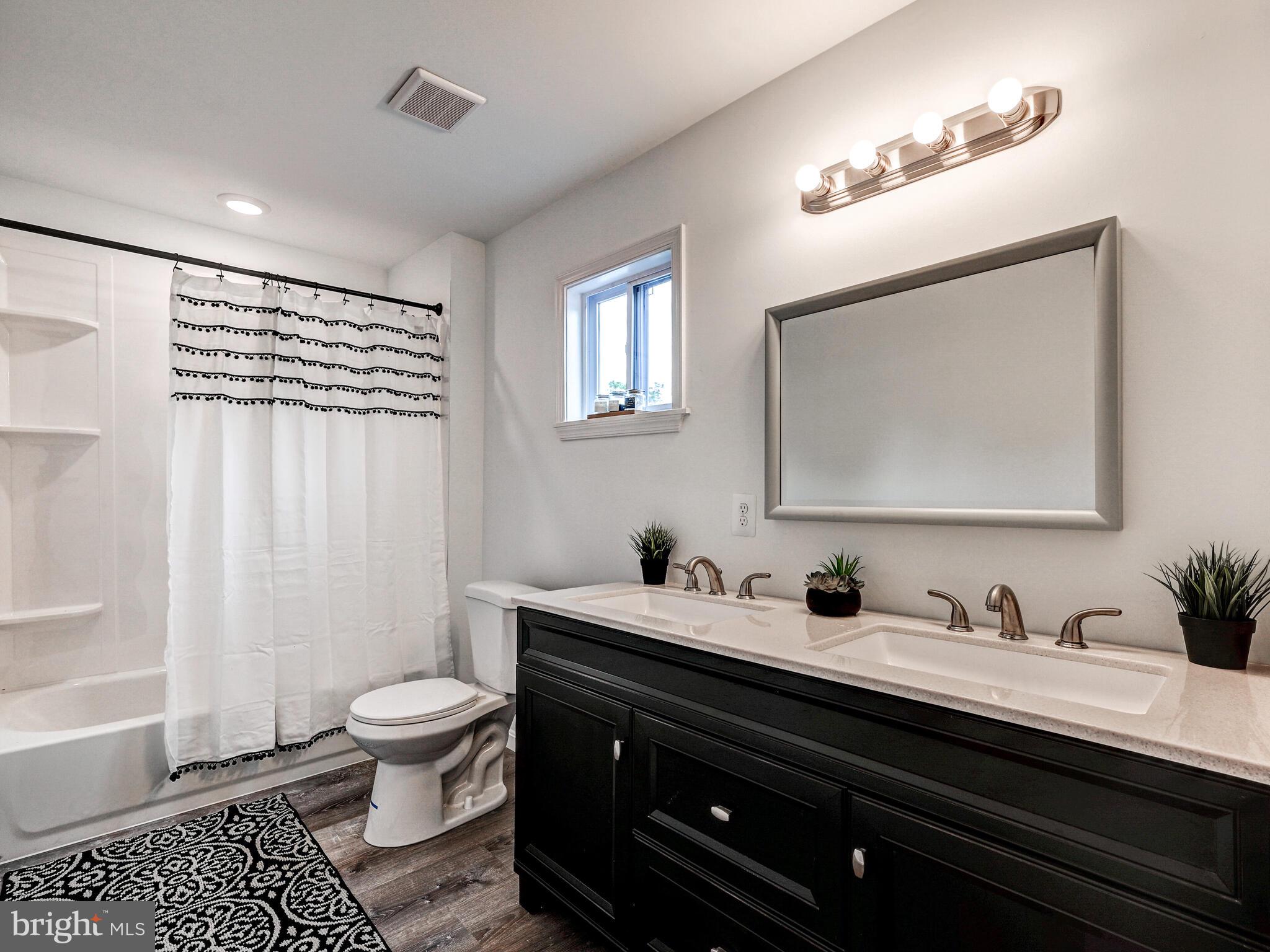 EDGEMERE/SPARROWS POINT - Residential