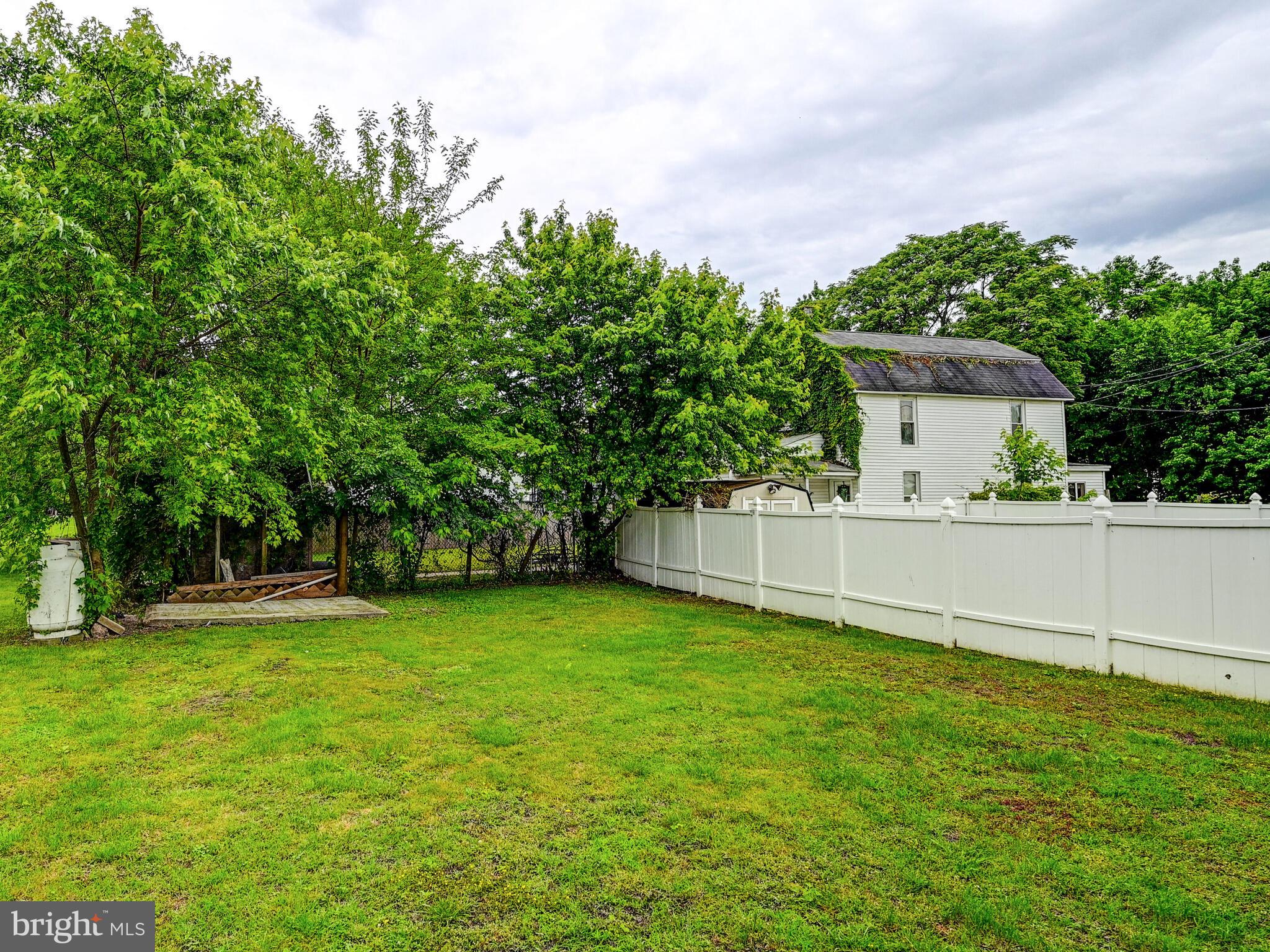 EDGEMERE/SPARROWS POINT - Residential