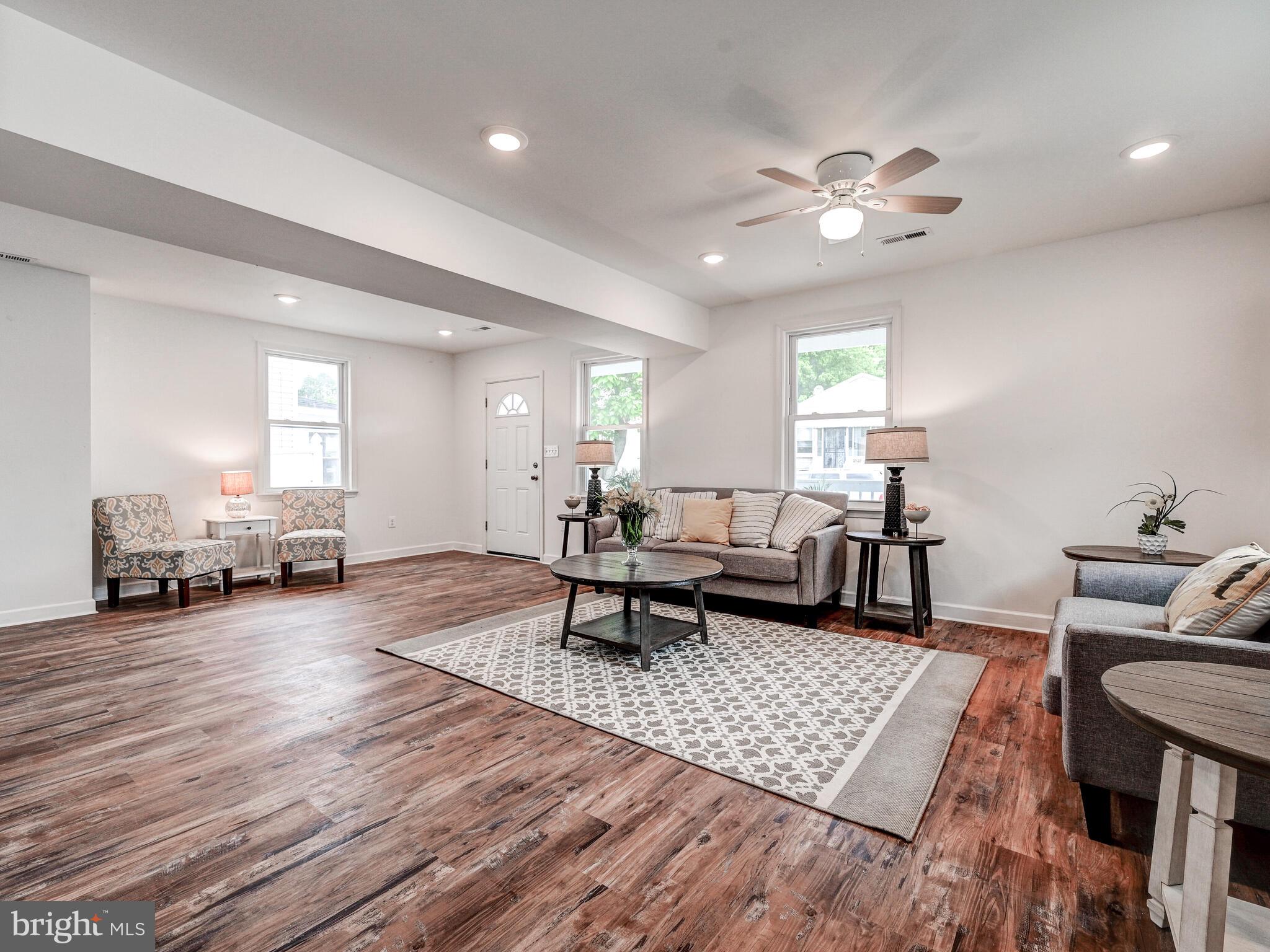 EDGEMERE/SPARROWS POINT - Residential