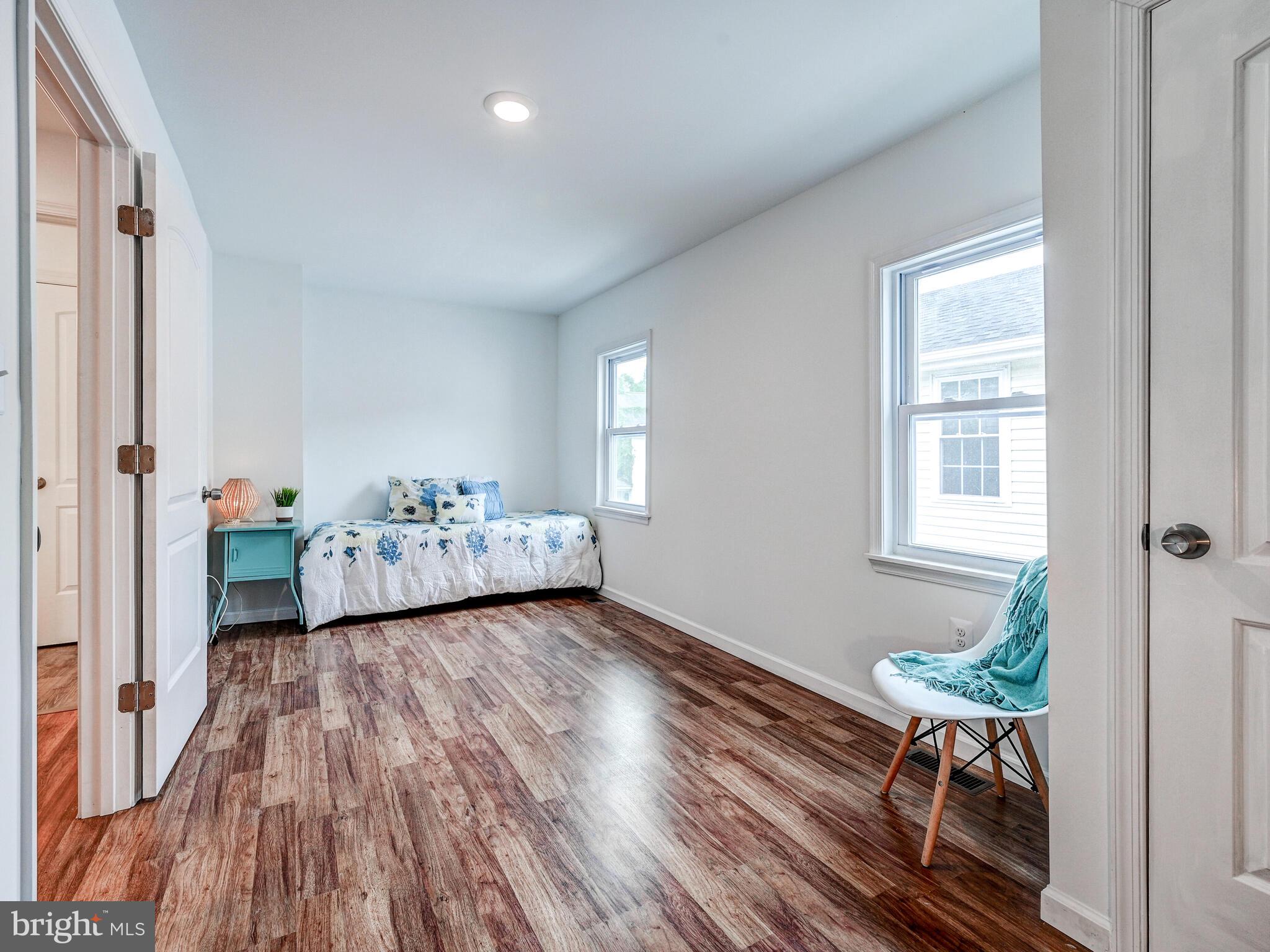 EDGEMERE/SPARROWS POINT - Residential