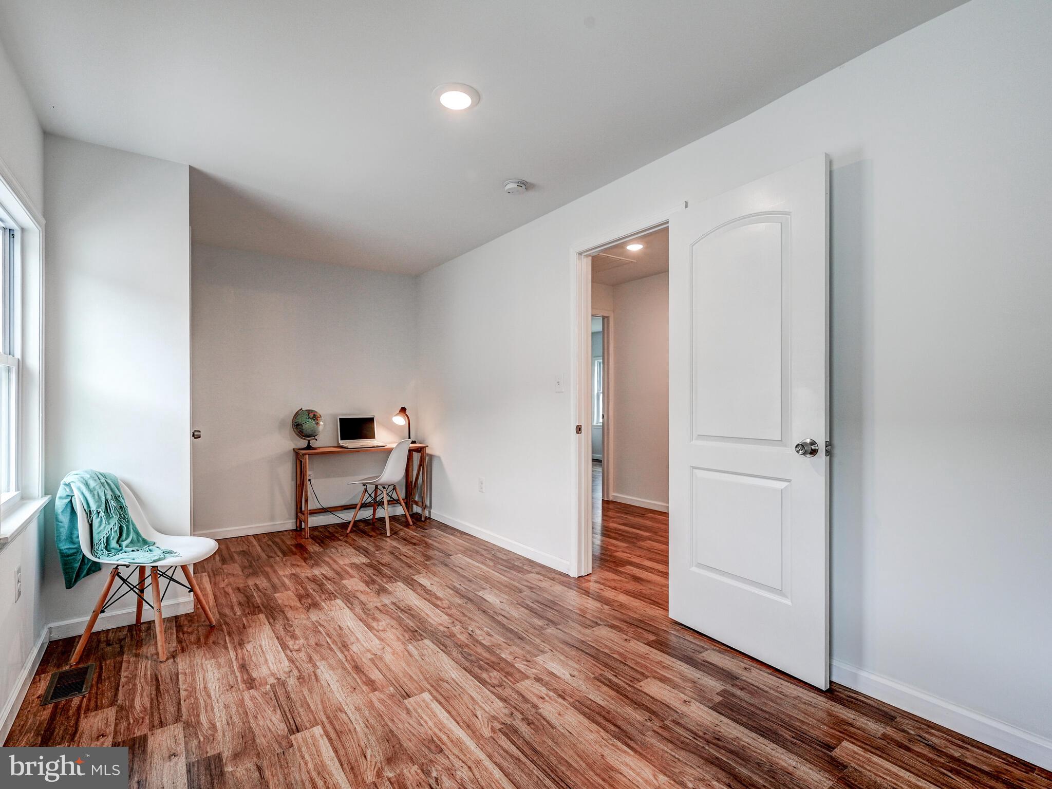 EDGEMERE/SPARROWS POINT - Residential