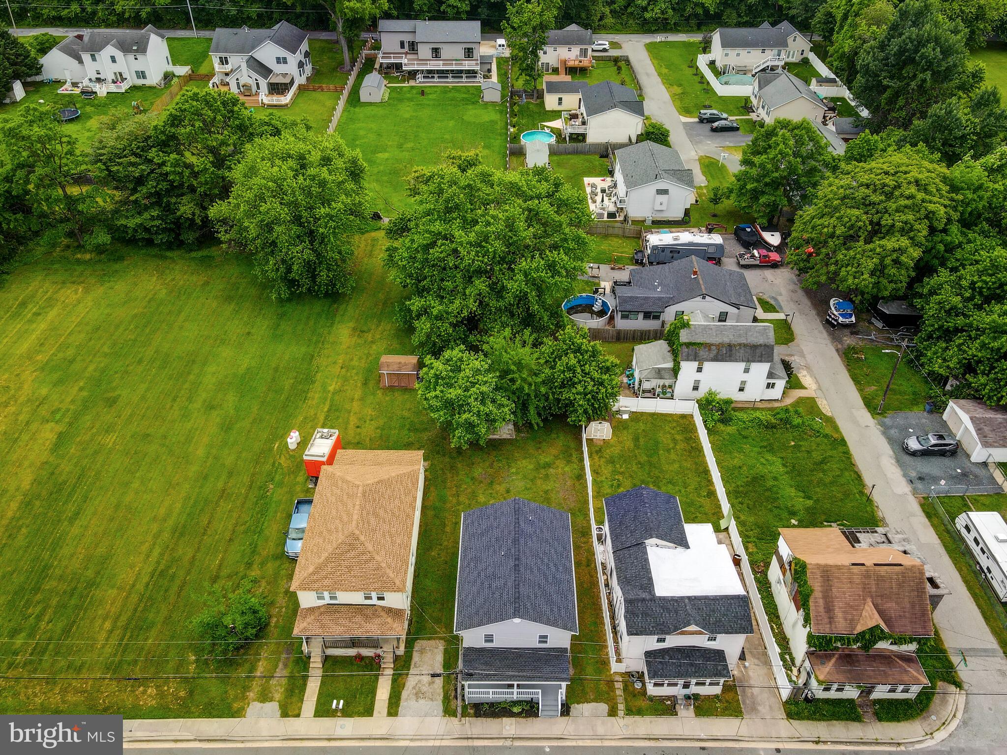 EDGEMERE/SPARROWS POINT - Residential