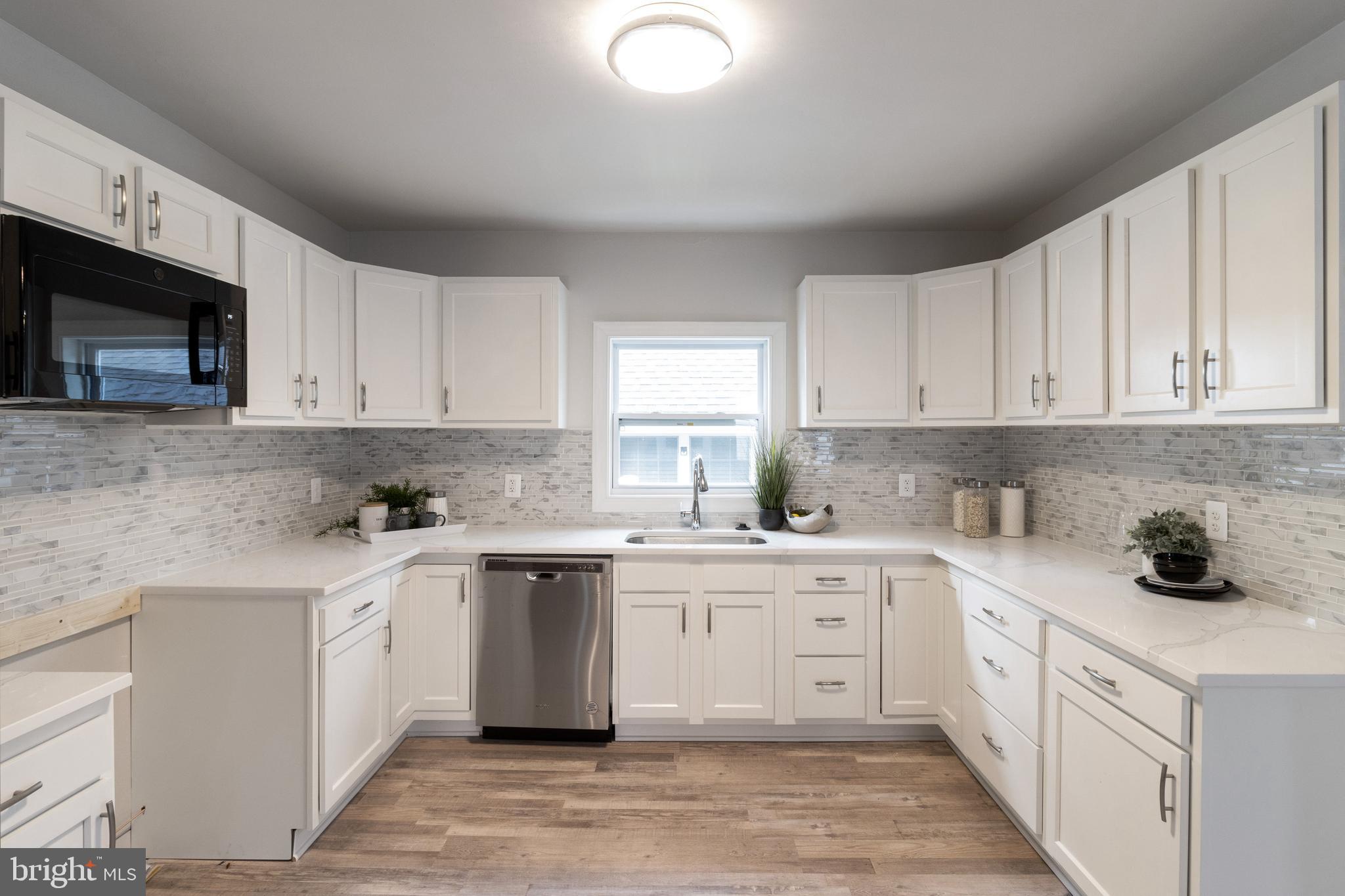 PARKVILLE - Residential Lease