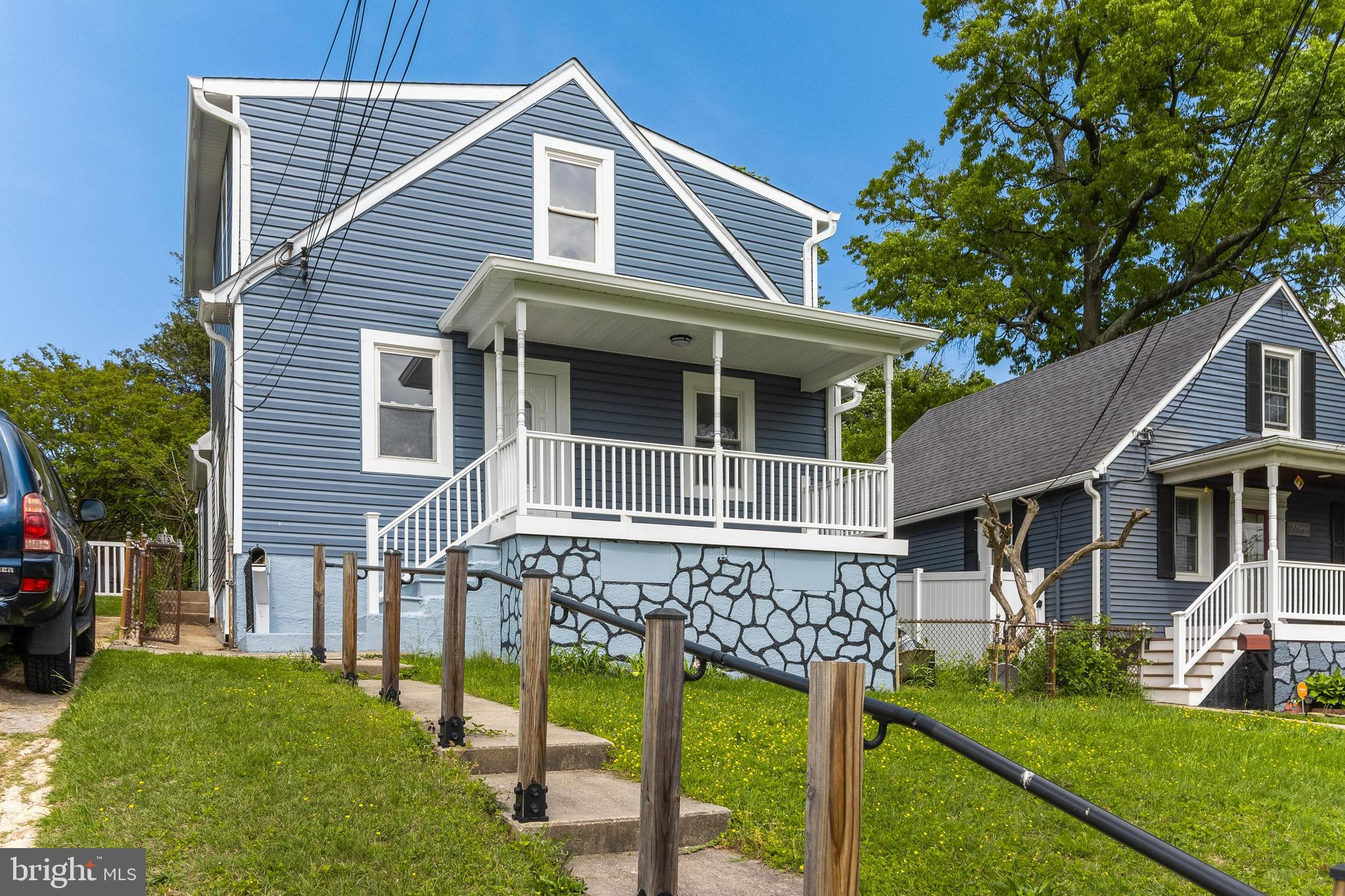 PARKVILLE - Residential Lease