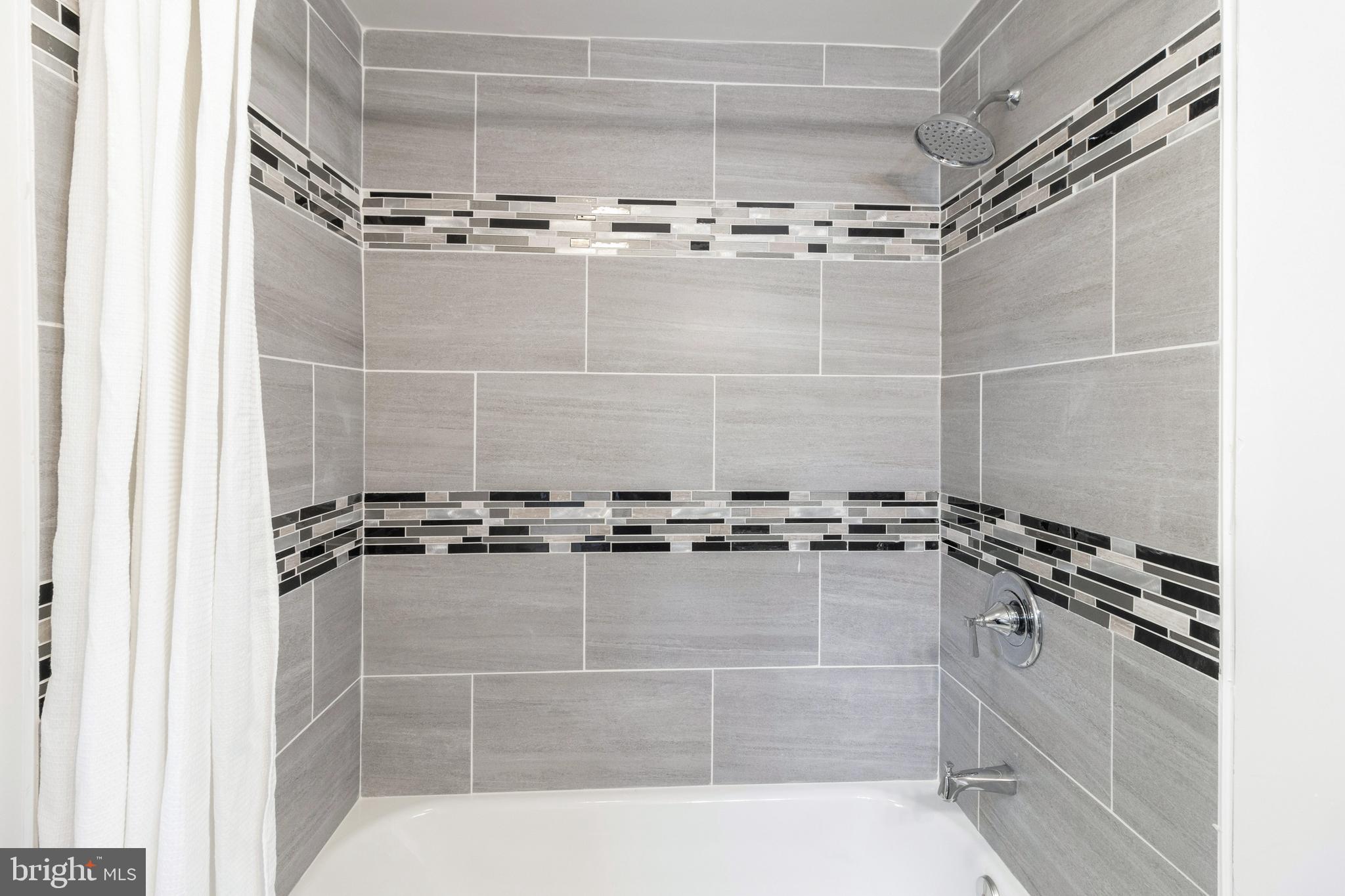 PARKVILLE - Residential Lease