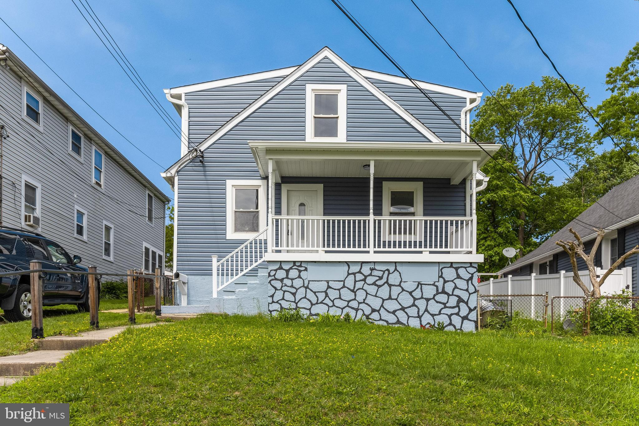 PARKVILLE - Residential Lease