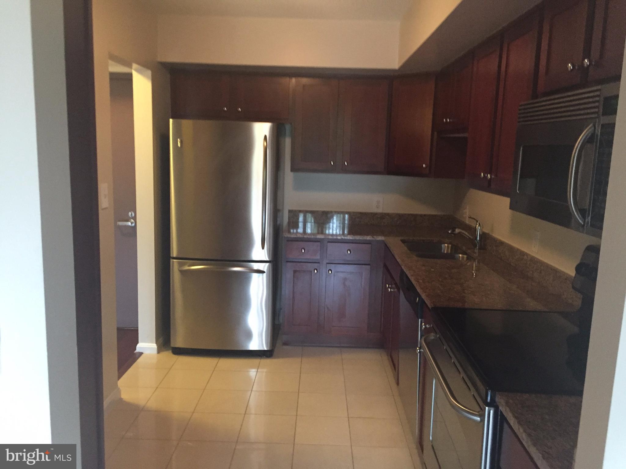 RENAISSANCE - Residential Lease