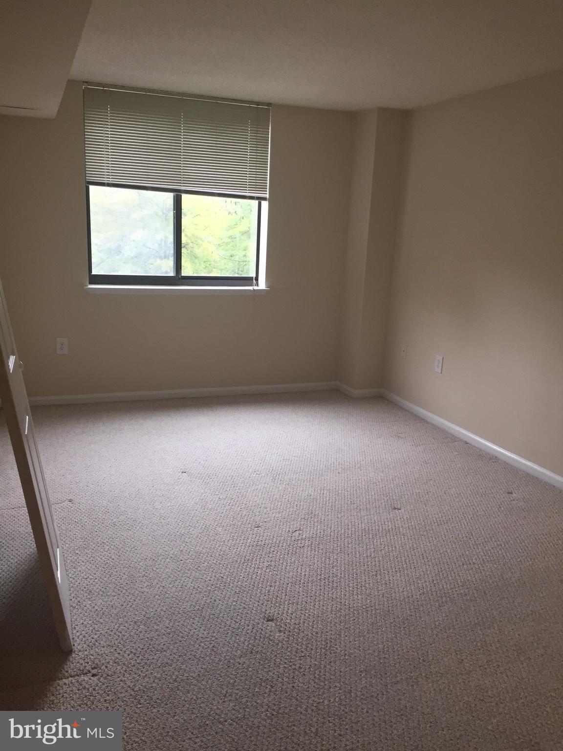 RENAISSANCE - Residential Lease