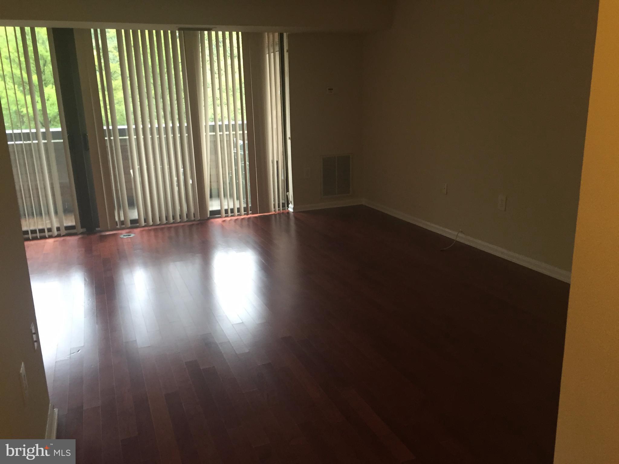 RENAISSANCE - Residential Lease