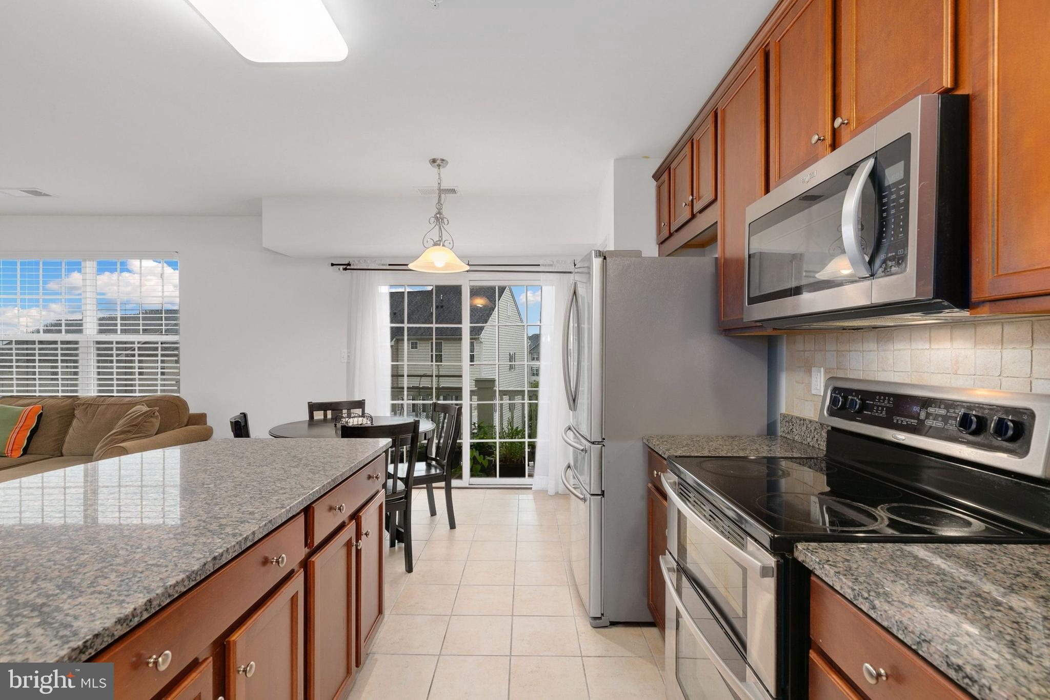 ARORA HILLS - Residential