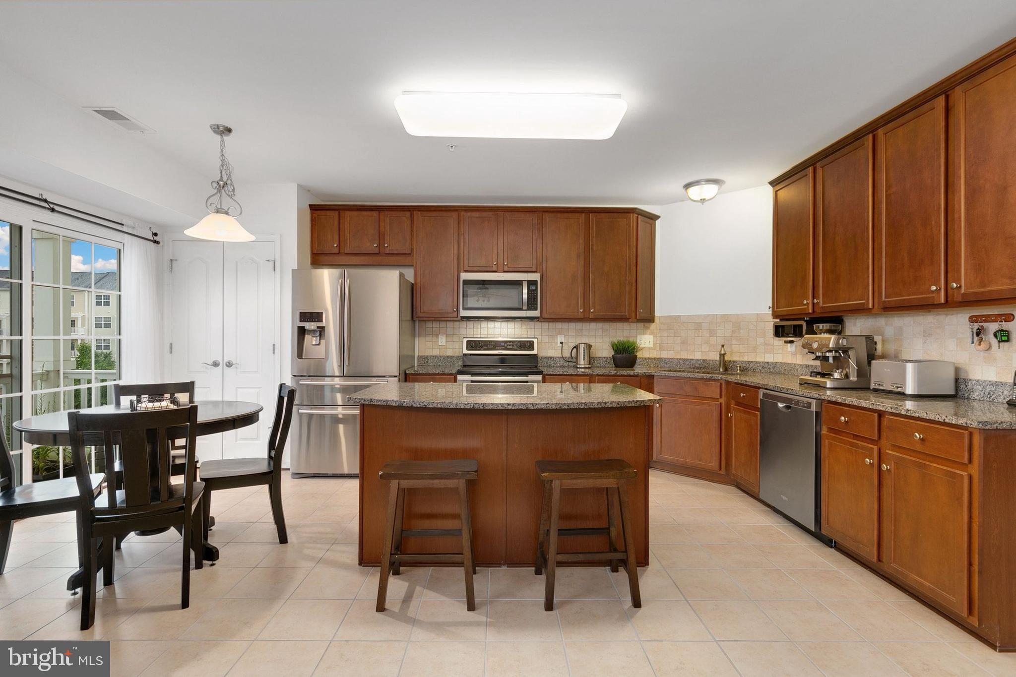 ARORA HILLS - Residential