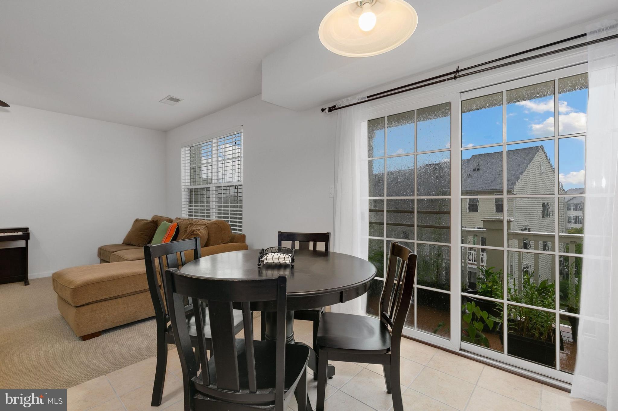 ARORA HILLS - Residential