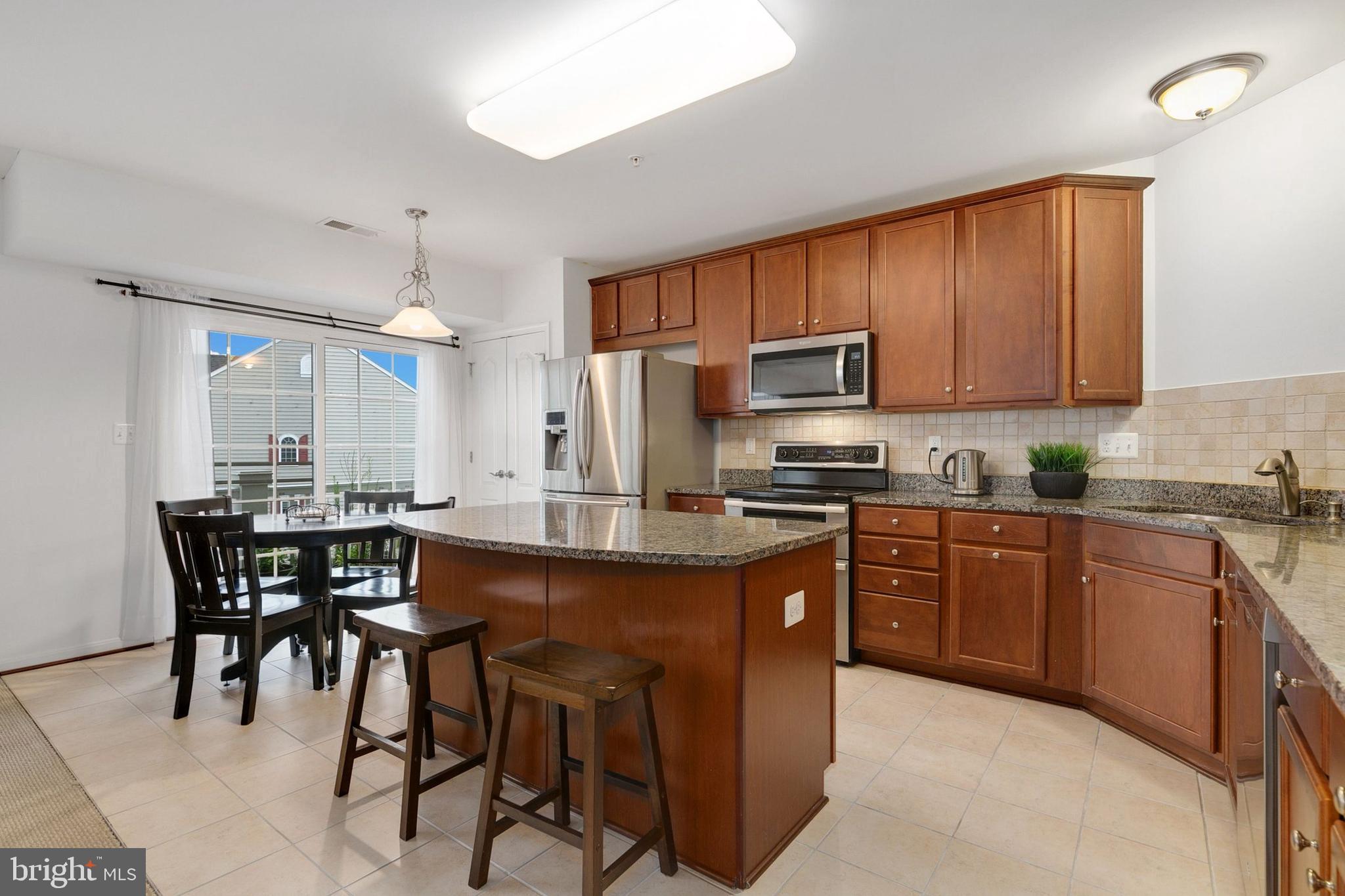 ARORA HILLS - Residential