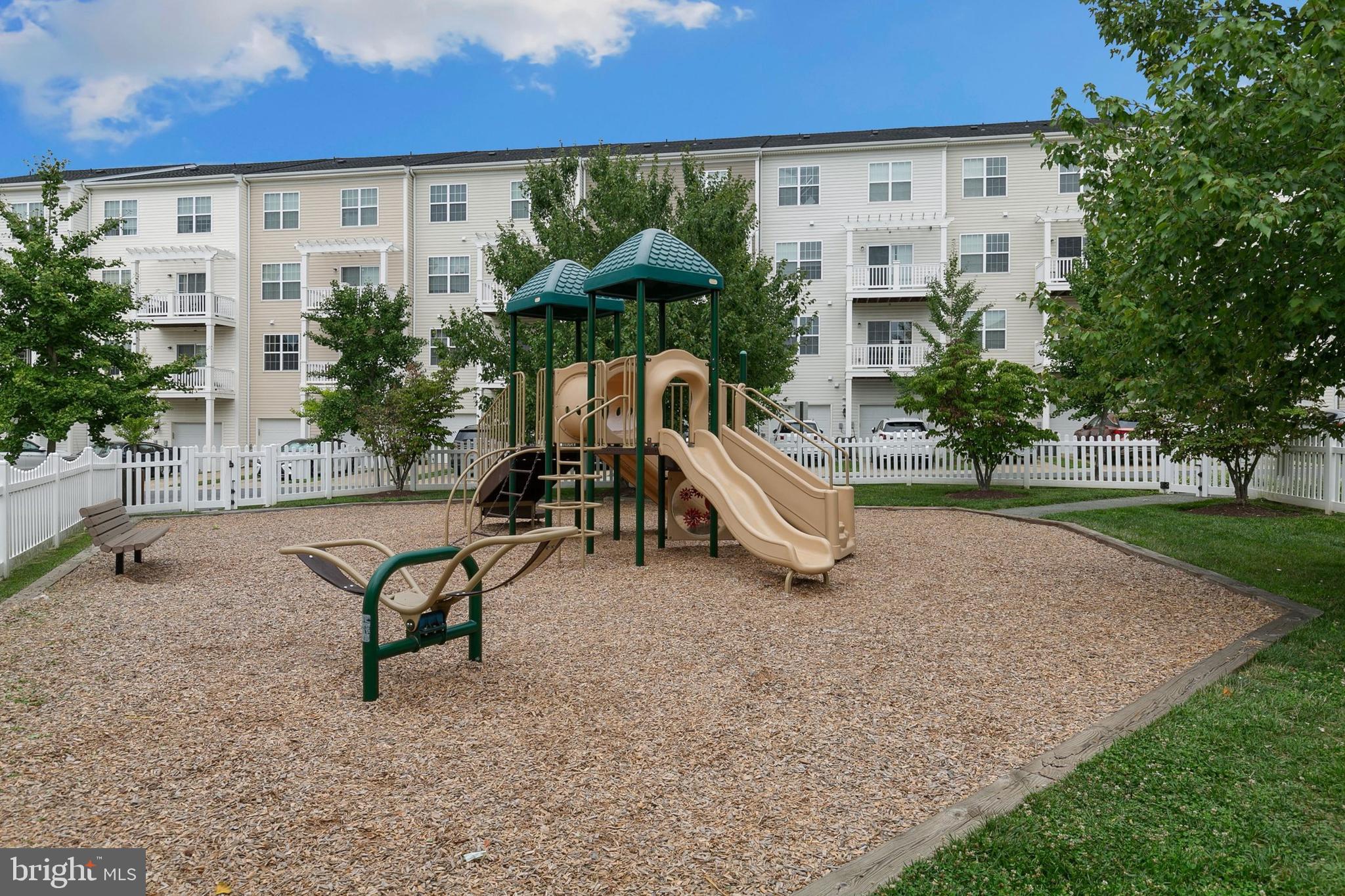 ARORA HILLS - Residential