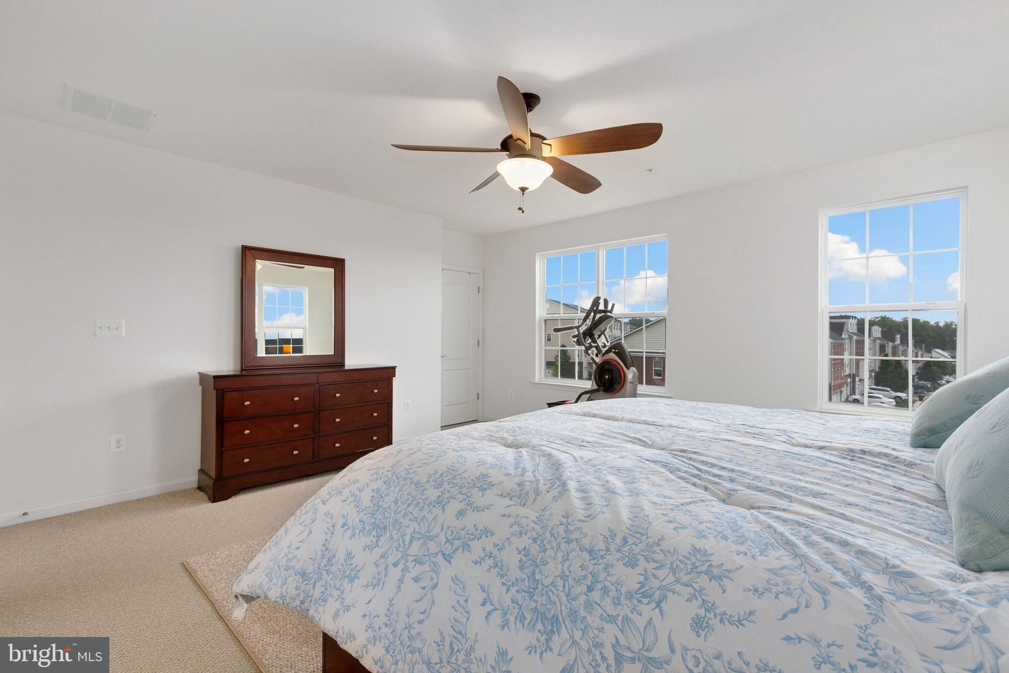 ARORA HILLS - Residential