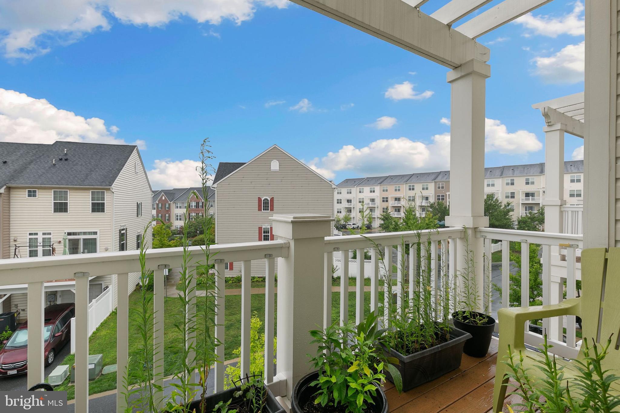 ARORA HILLS - Residential