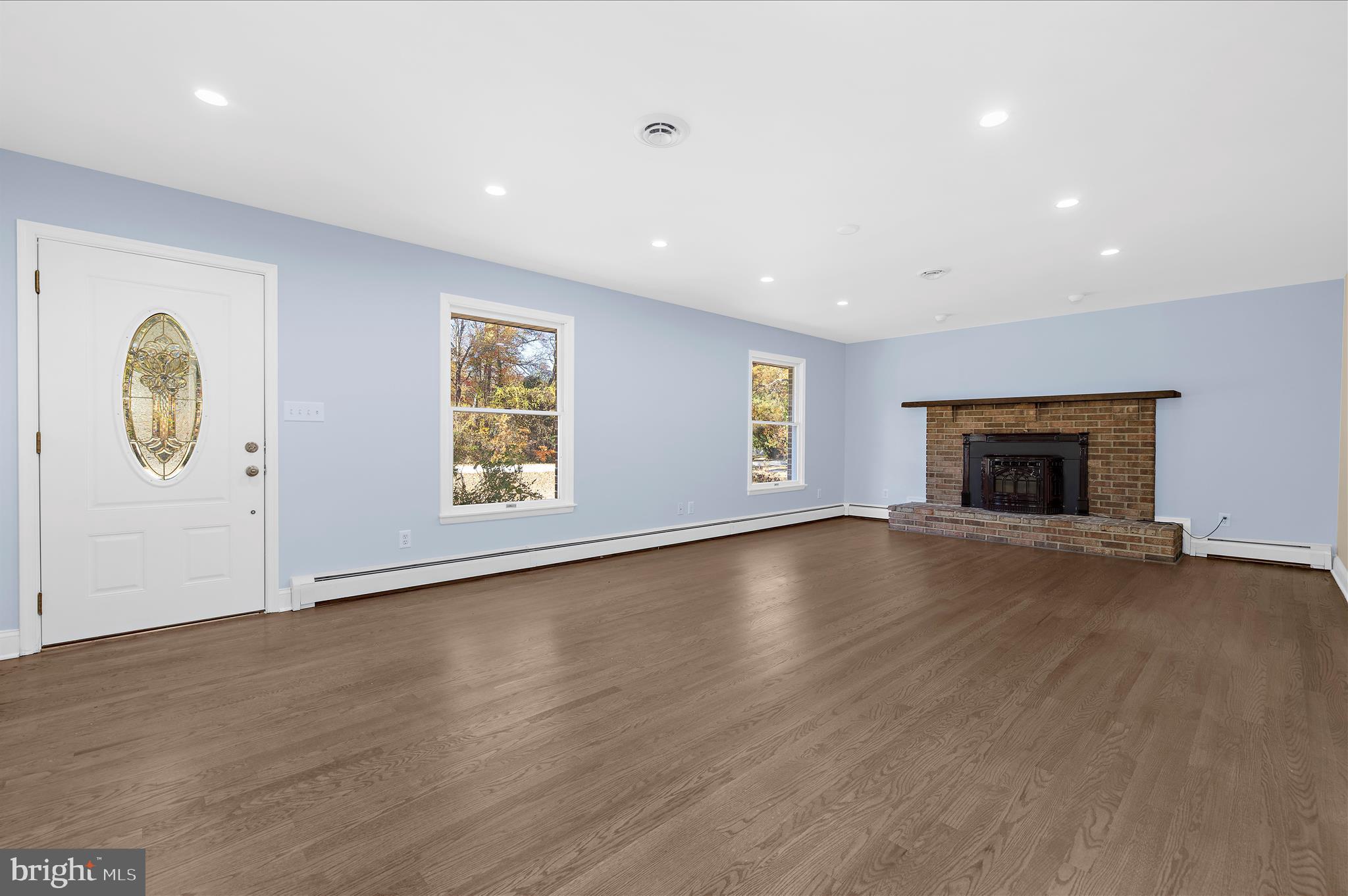 PARADISE BEACH - Residential Lease