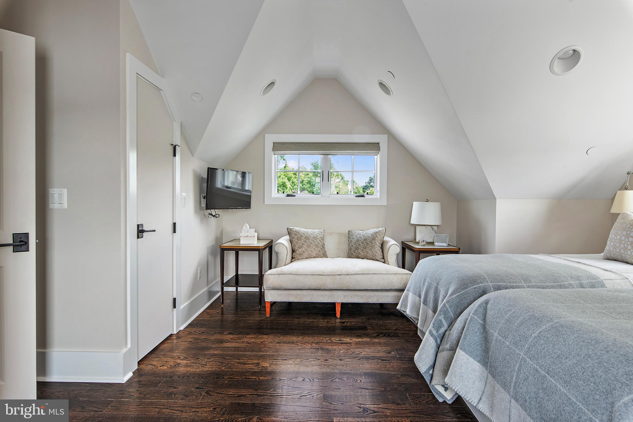 EASTPORT - Residential