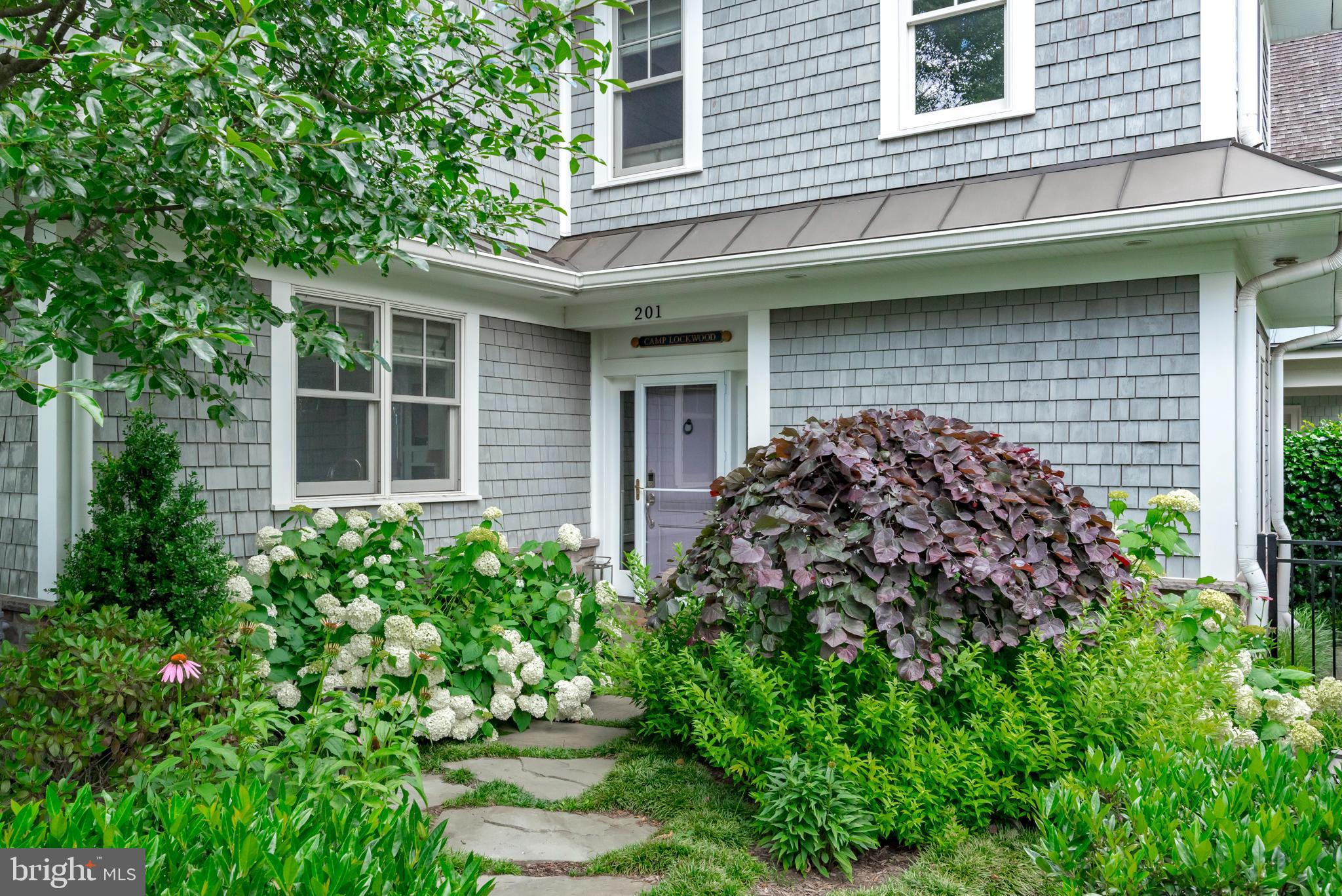 EASTPORT - Residential