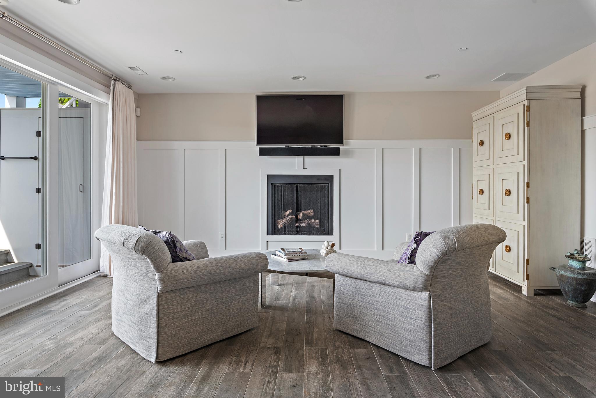 EASTPORT - Residential