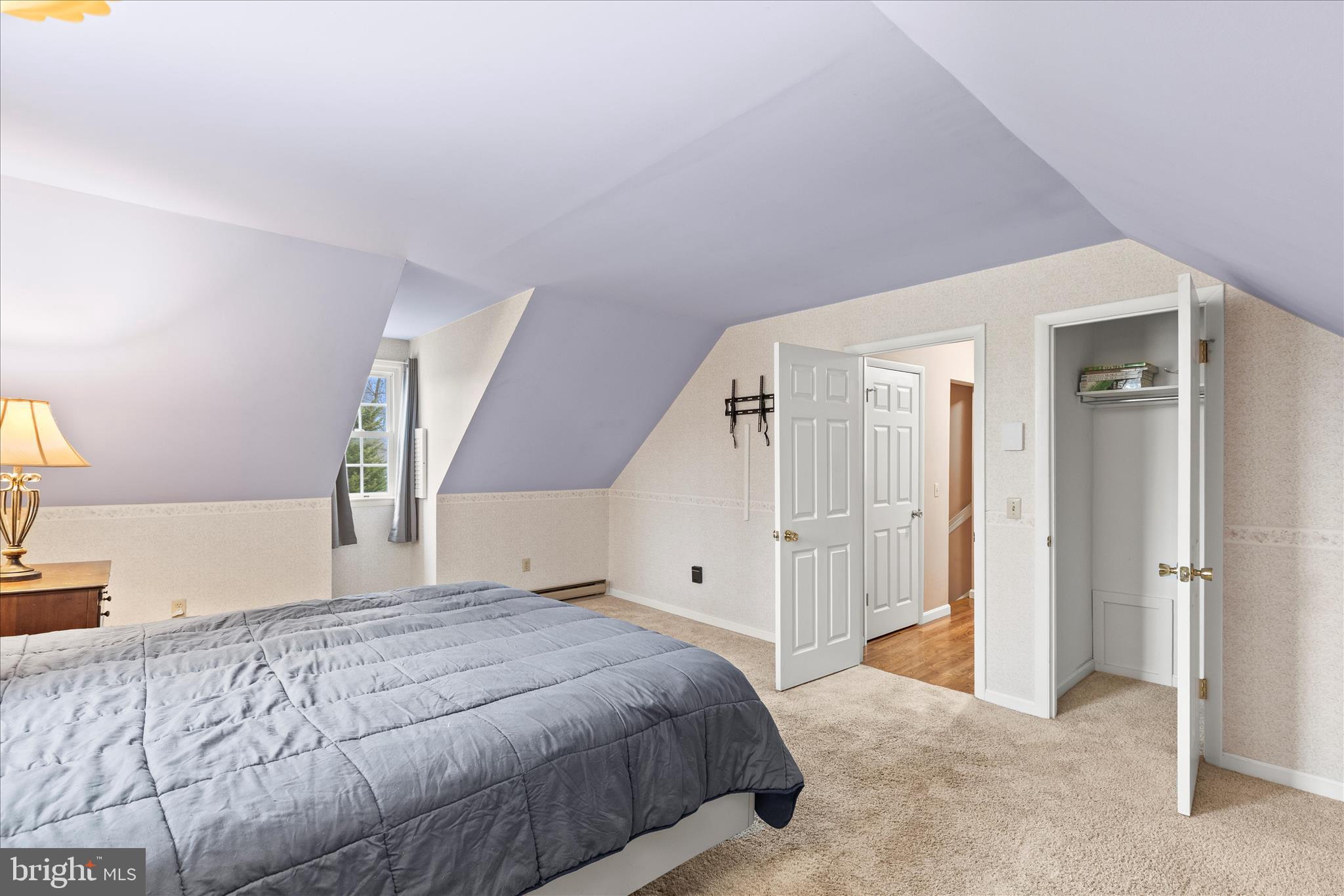 PENN VILLAGE - Residential