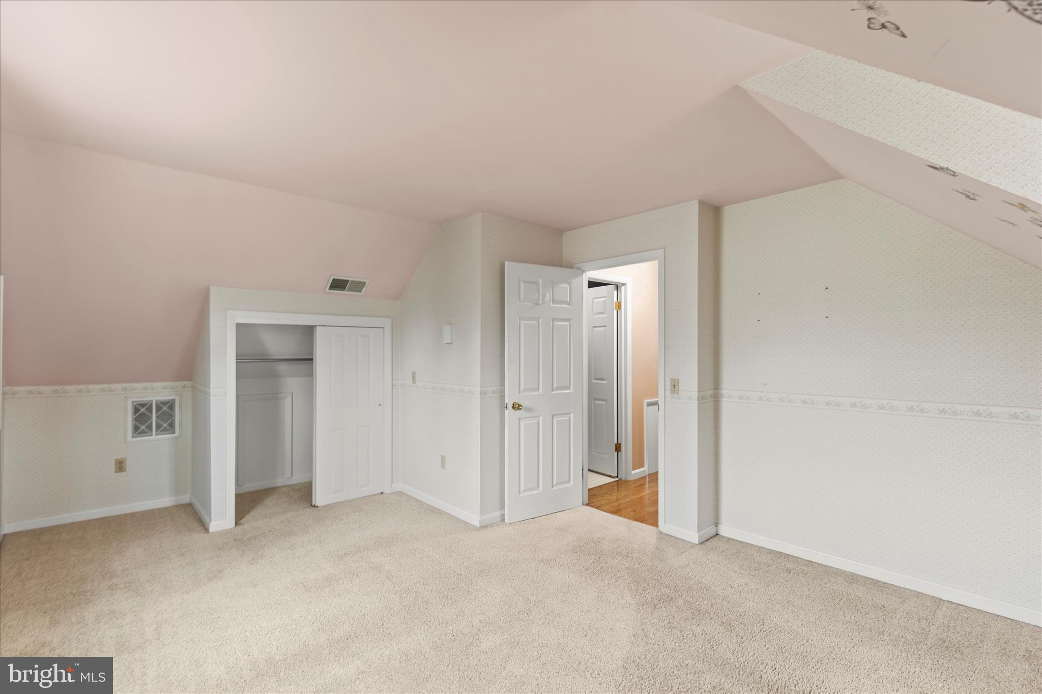 PENN VILLAGE - Residential