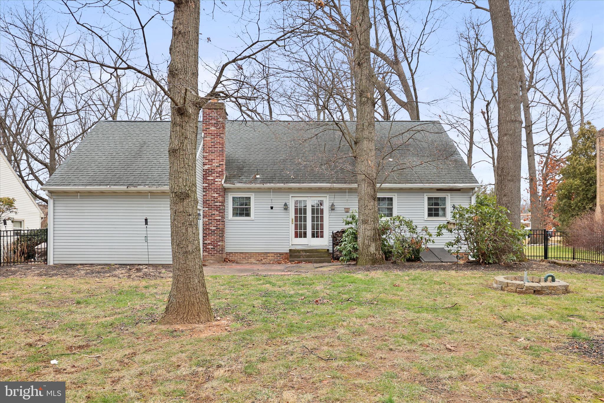 PENN VILLAGE - Residential