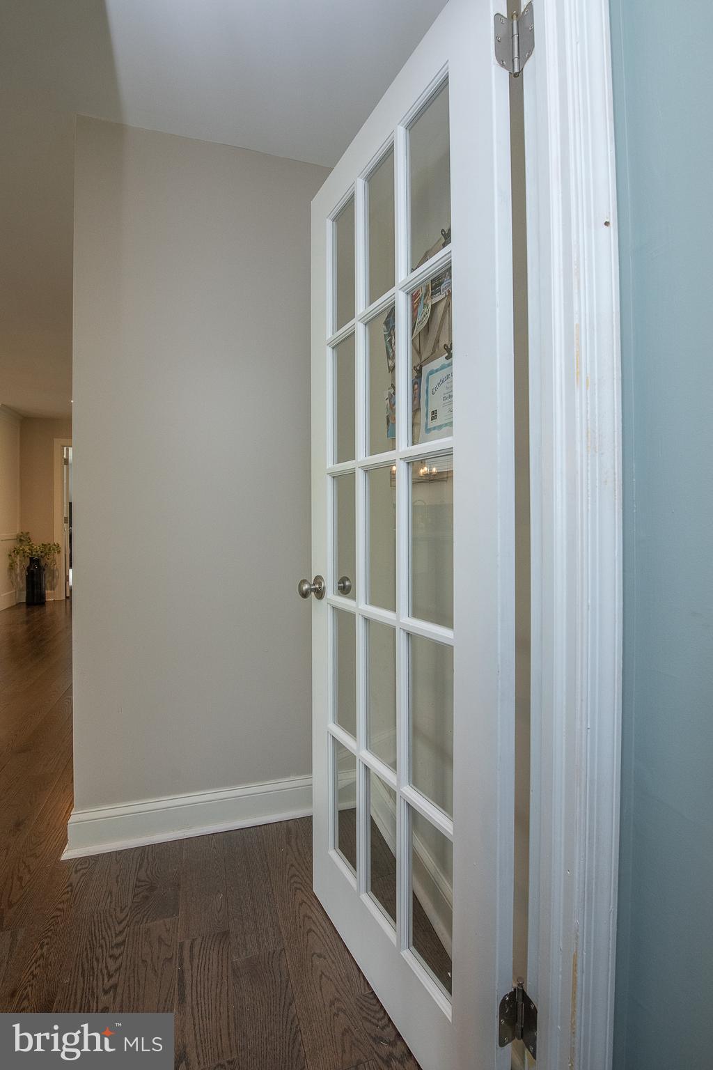 COUNTRYVIEW - Residential