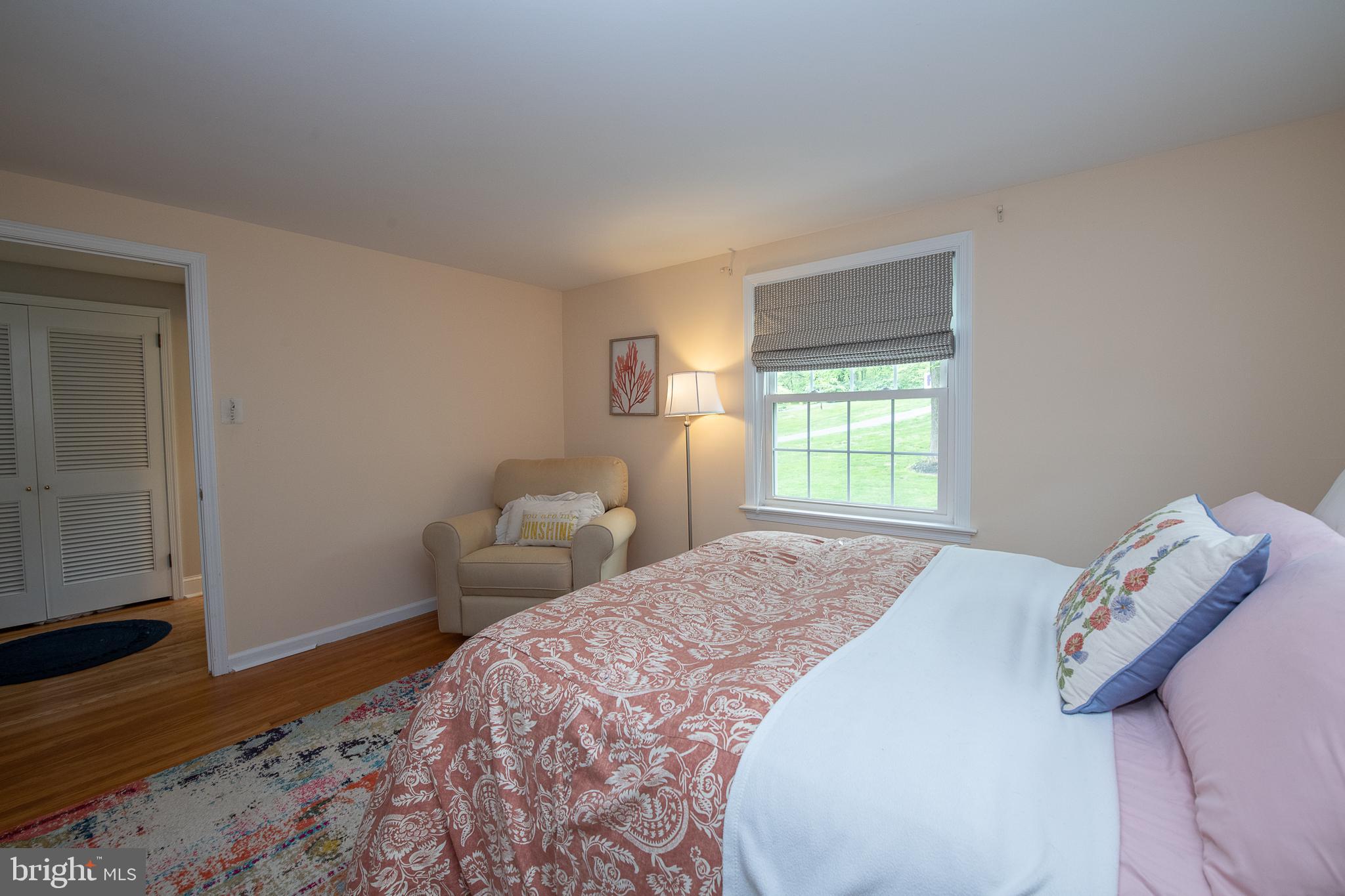 COUNTRYVIEW - Residential