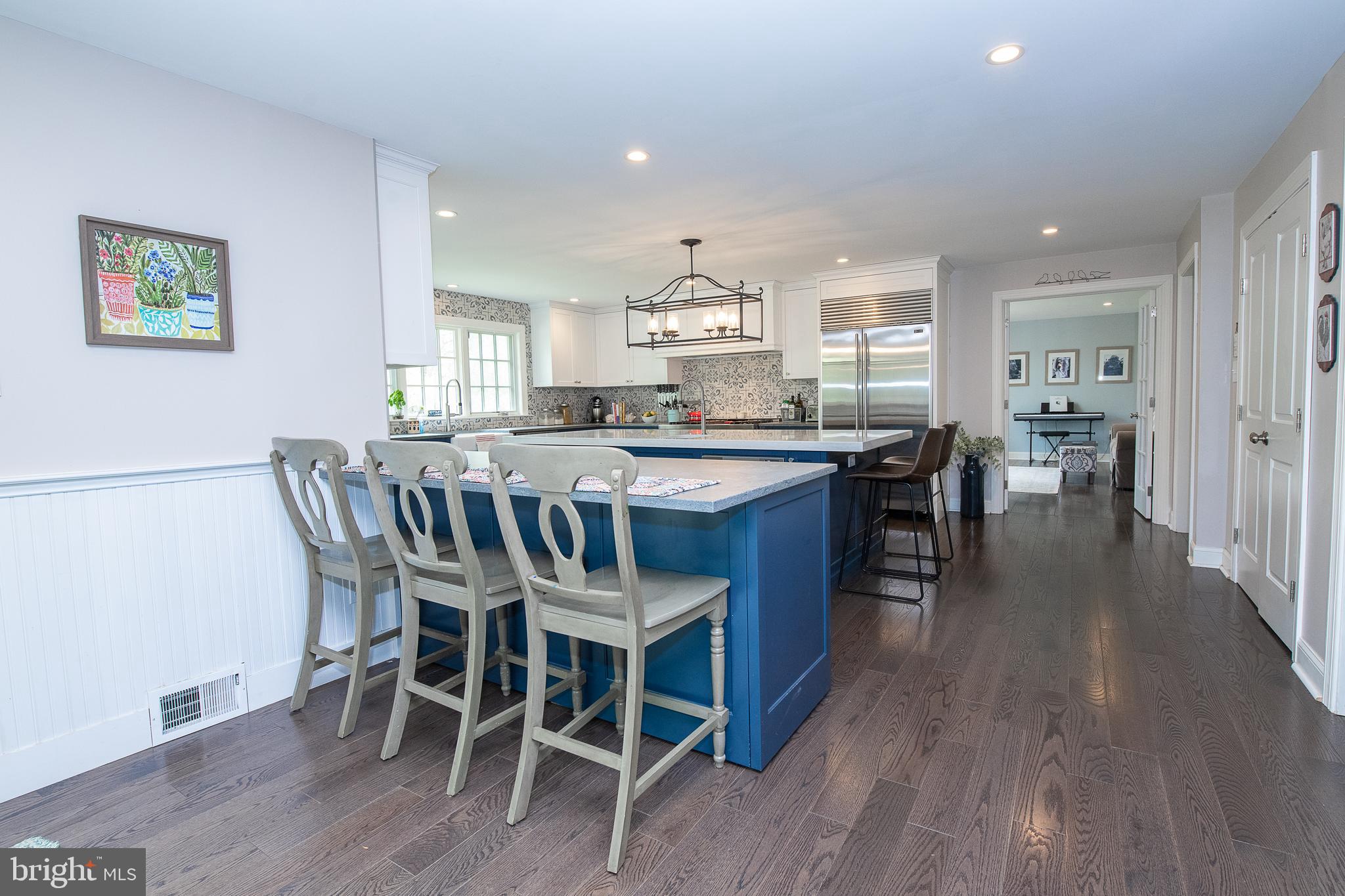 COUNTRYVIEW - Residential