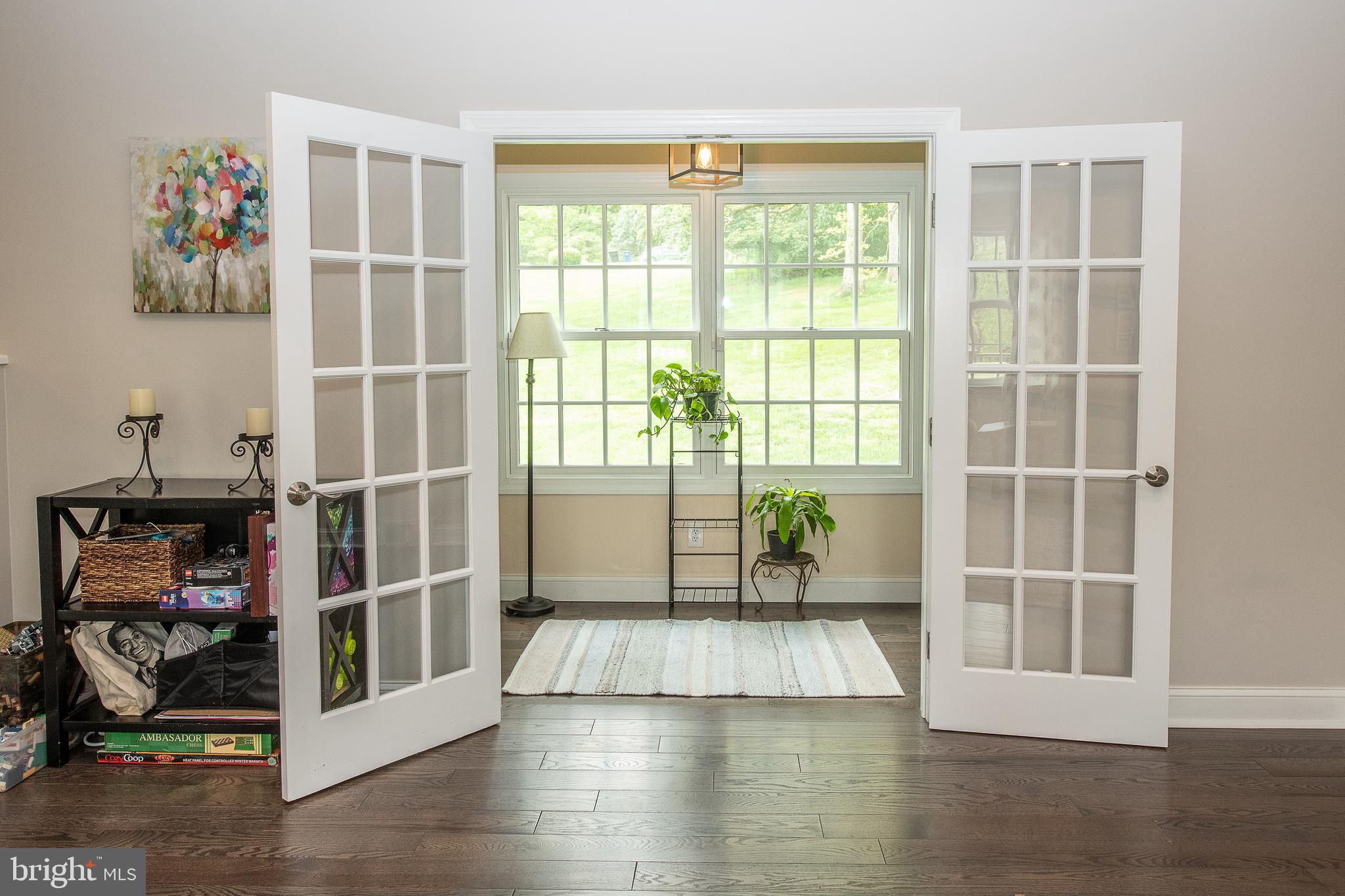 COUNTRYVIEW - Residential