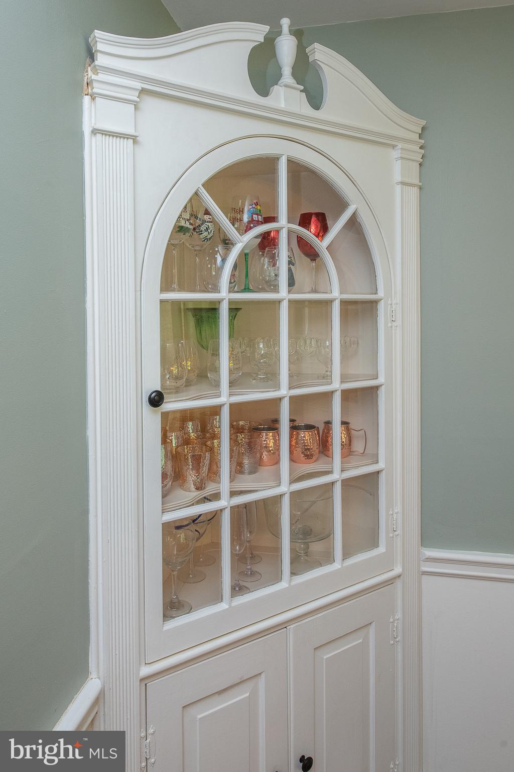 COUNTRYVIEW - Residential