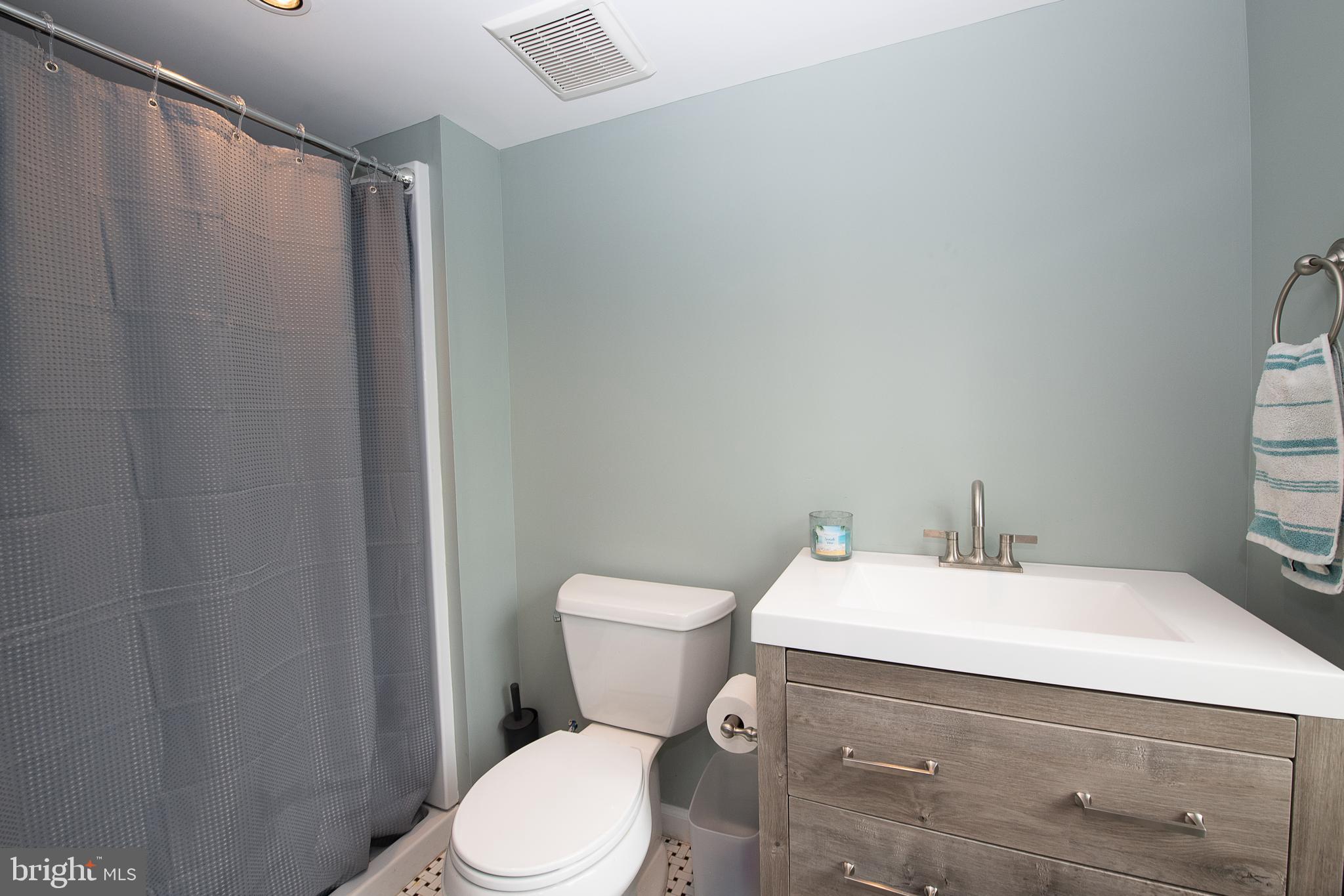 COUNTRYVIEW - Residential