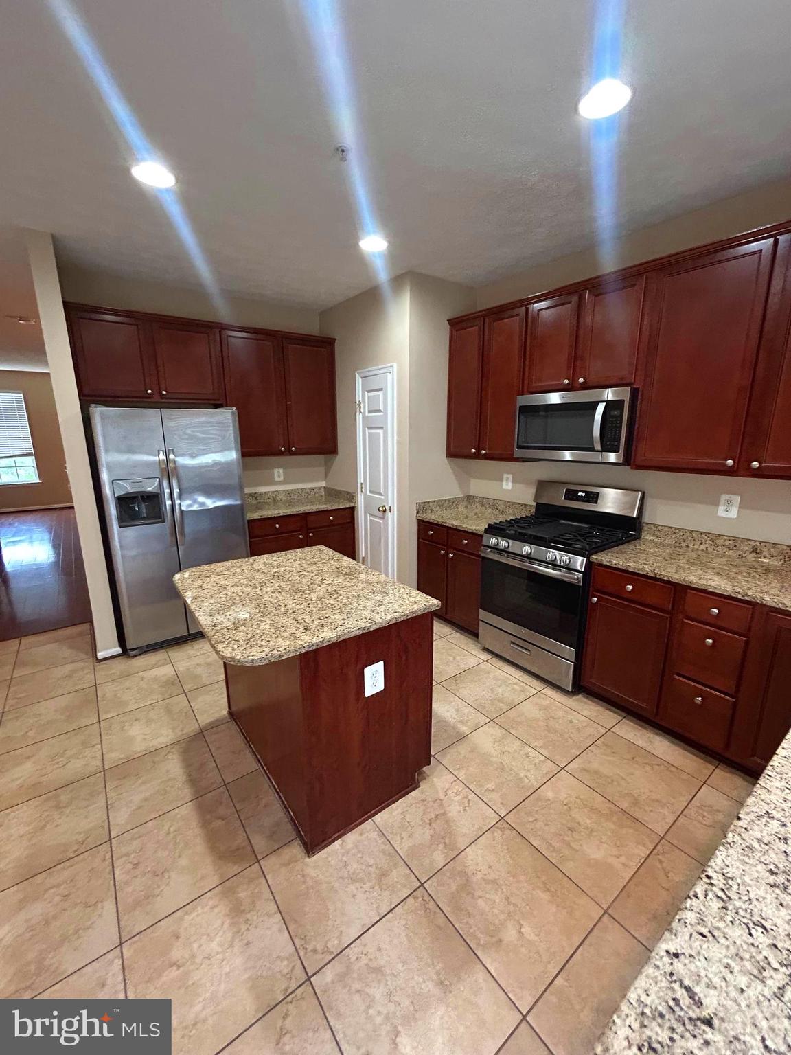 MIRAMAR LANDING - Residential Lease