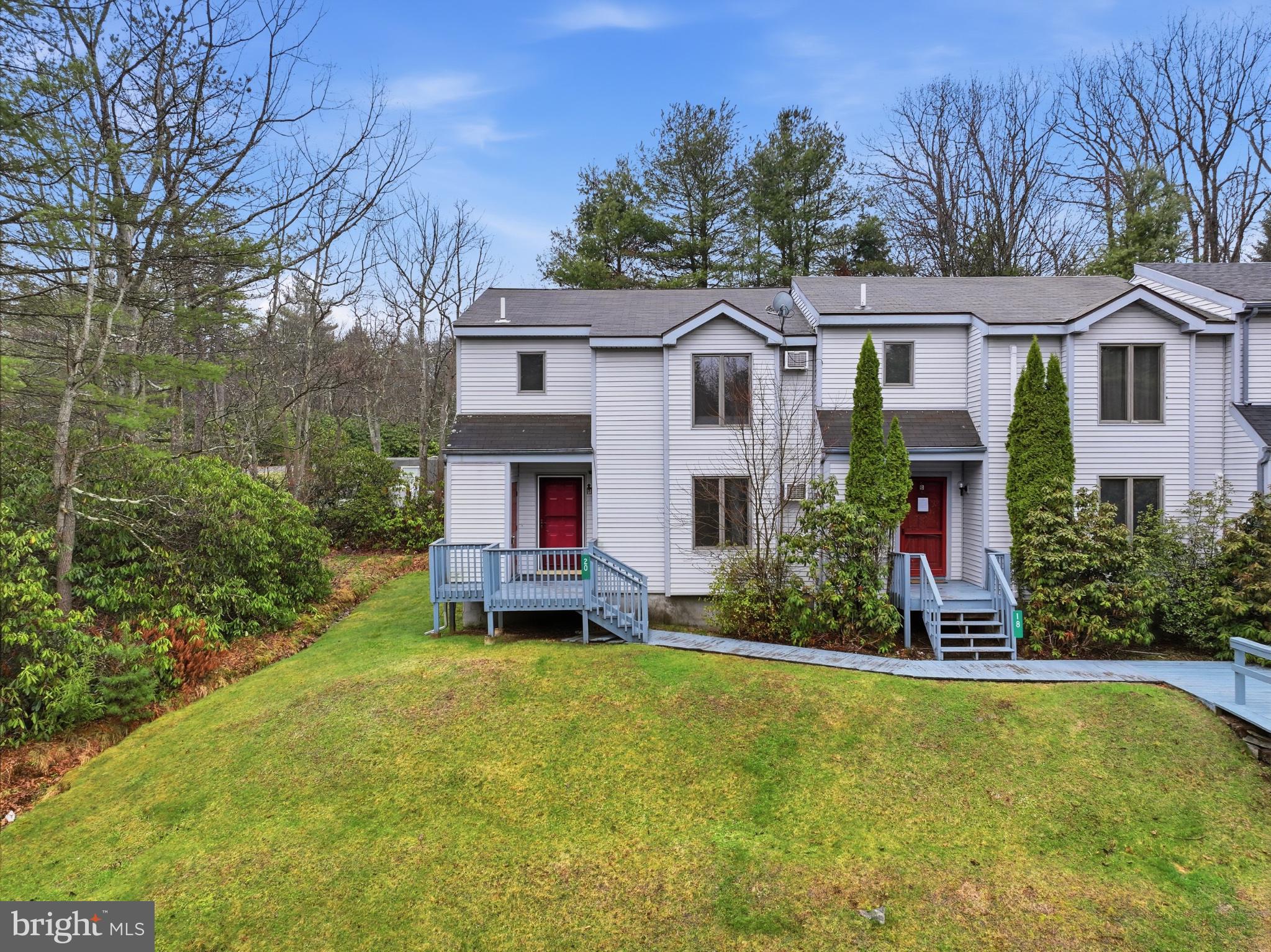 RIDGEWOOD CNTRY ESTS - Residential